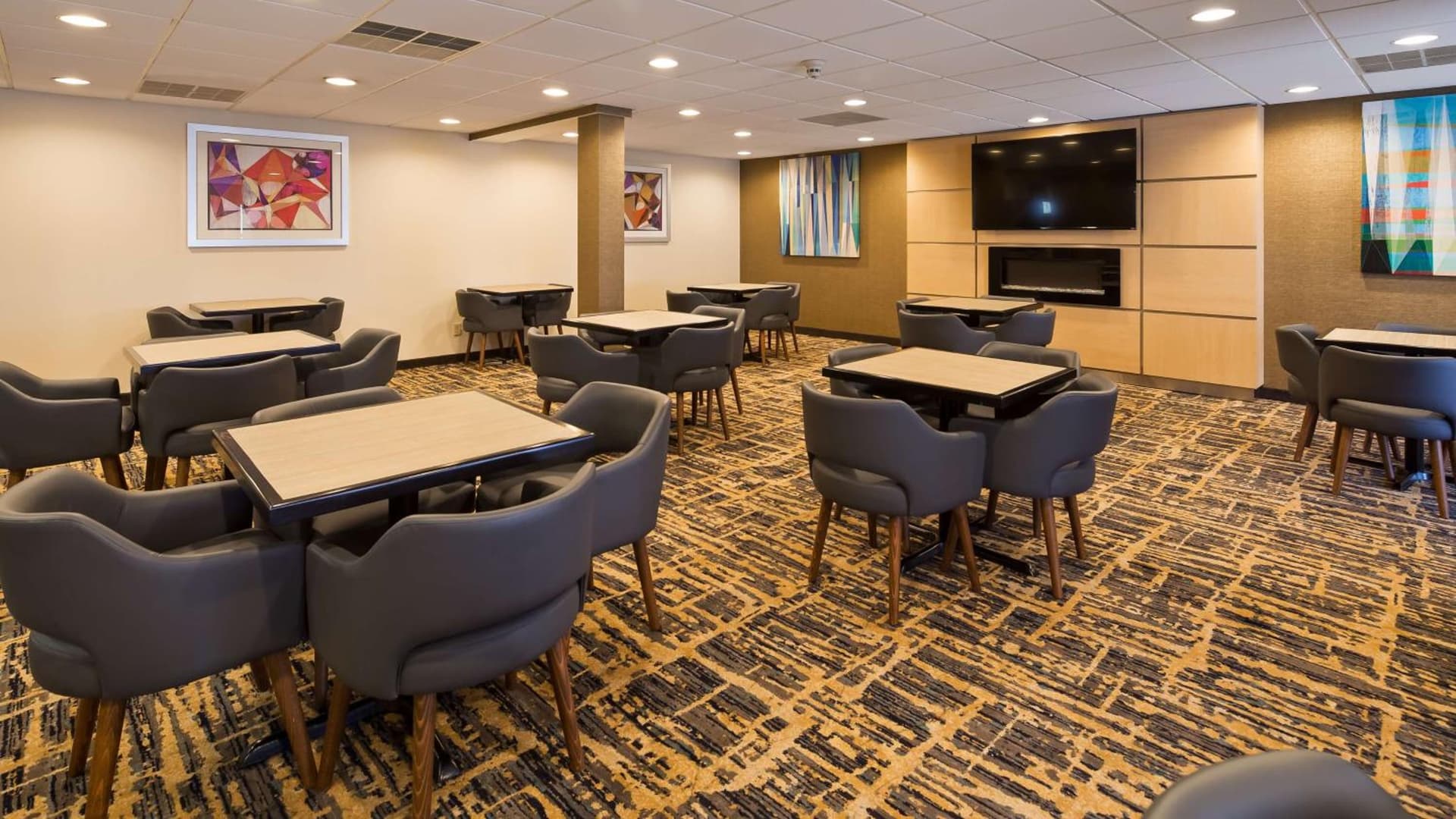 Best Western On The Avenue gallery photo in Buffalo, NY — image 9