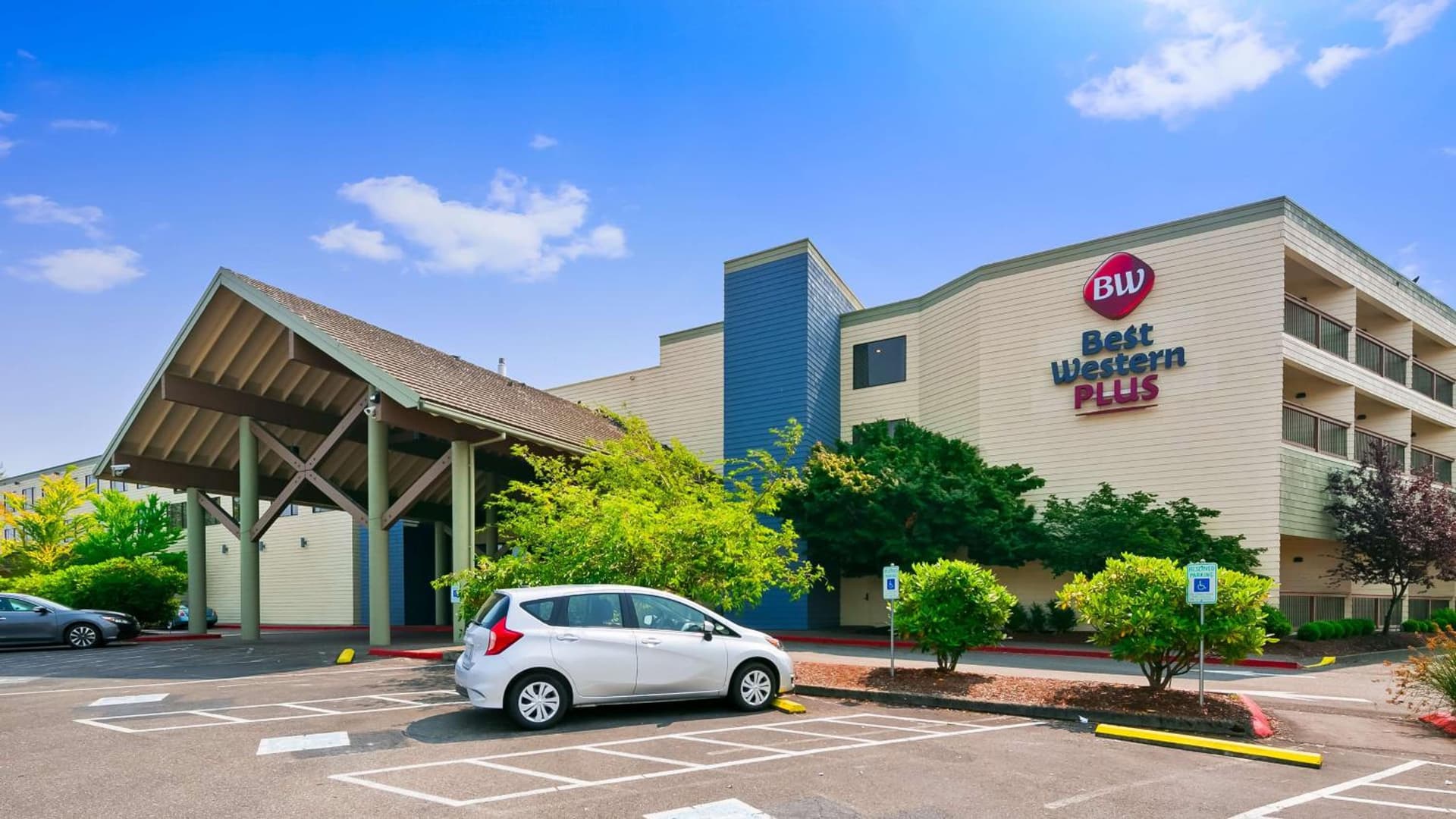 Best Western Plus Silverdale Beach Hotel gallery photo in Silverdale, WA — image 19