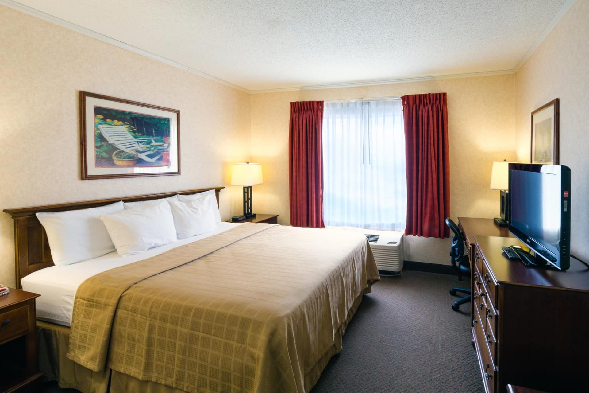 Coshocton Village Inn & Suites gallery photo in Coshocton, OH — image 24