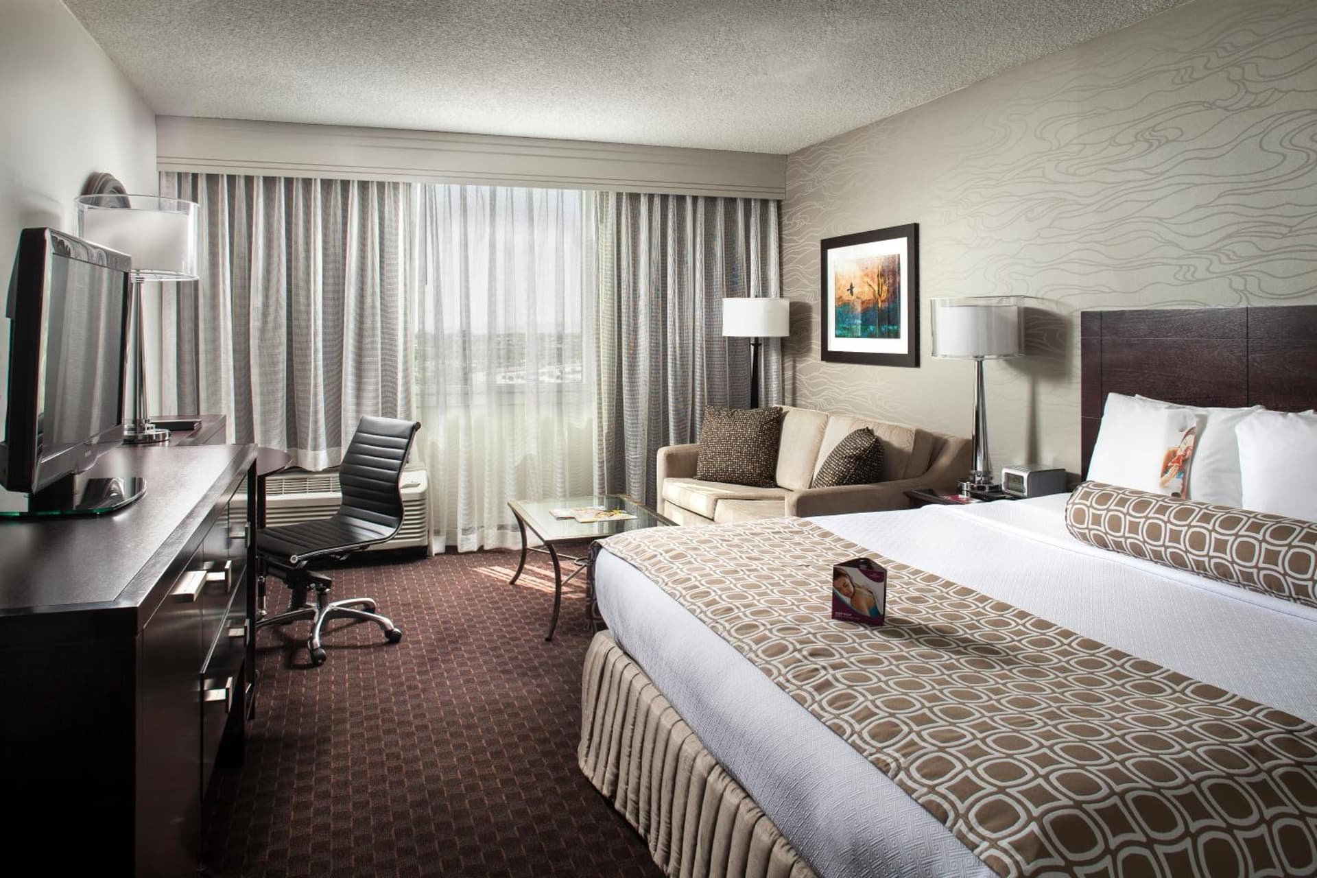 Crowne Plaza Phoenix Airport - PHX by IHG gallery photo in Phoenix, AZ — image 28