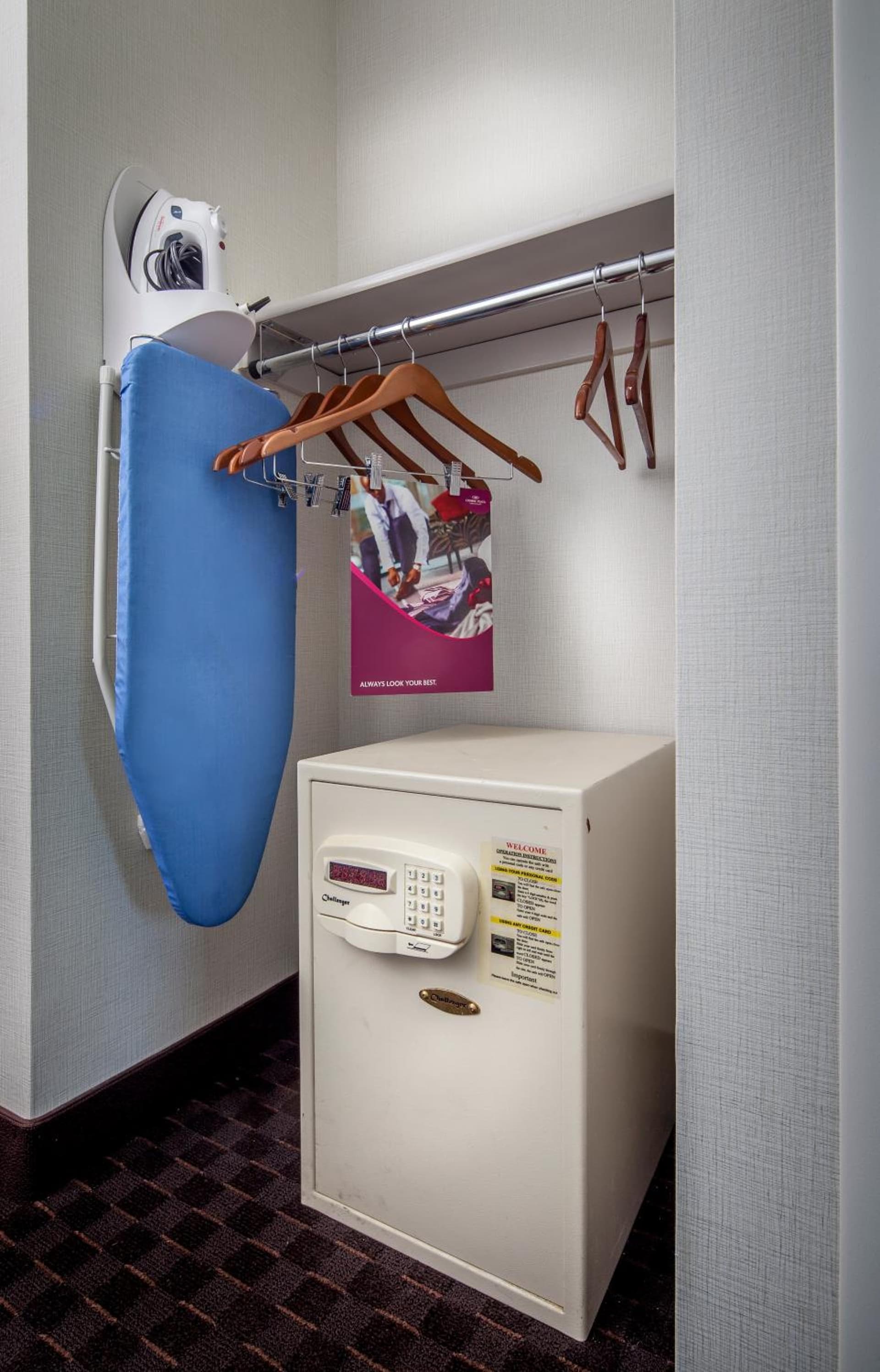 Crowne Plaza Phoenix Airport - PHX by IHG gallery photo in Phoenix, AZ — image 47