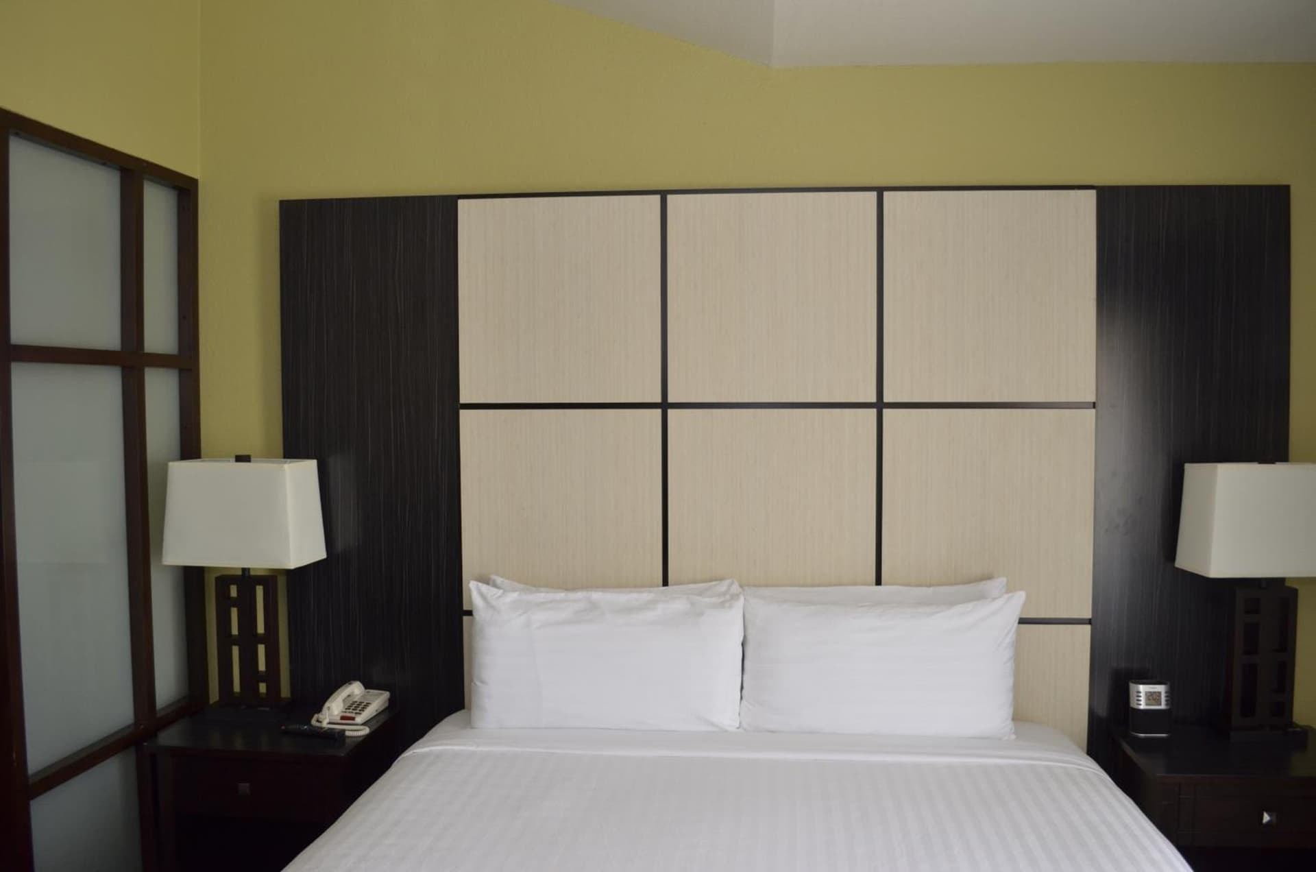 Super 8 by Wyndham Irving/DFW Apt/North gallery photo in Irving, TX — image 30