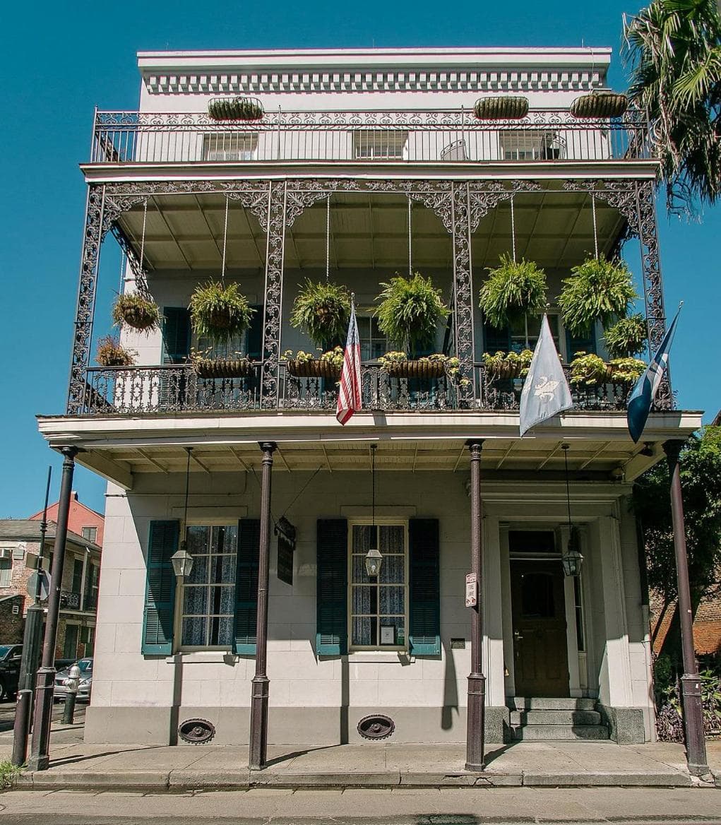 Lafitte Hotel & Bar interior in New Orleans, LA — gallery photo 2