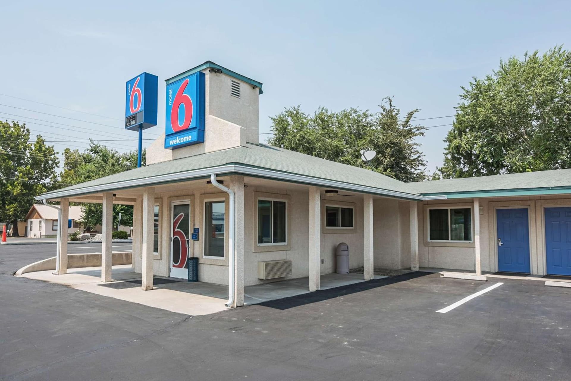 Motel 6-Fallon, NV featured exterior or lobby in Fallon, NV — similar hotel