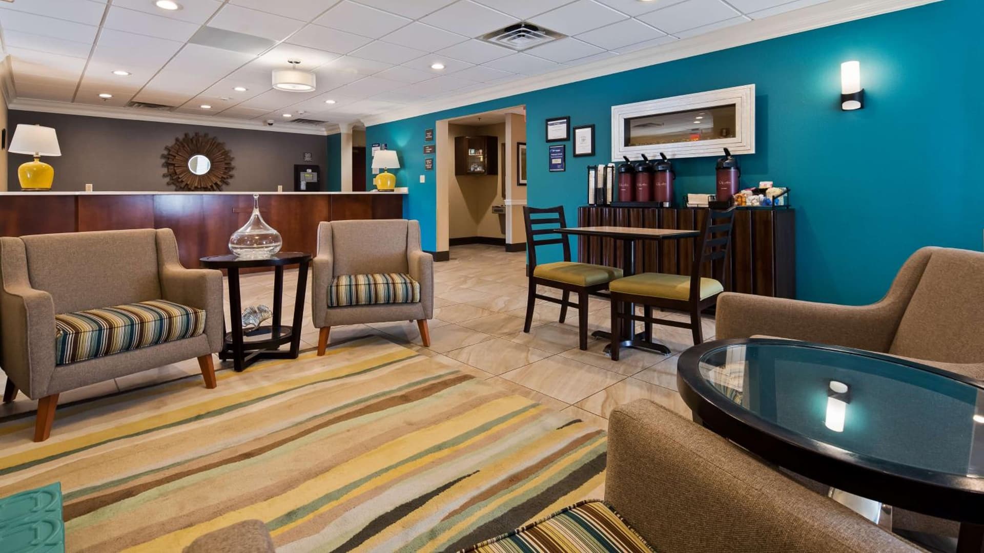 Best Western Eagles Inn interior in Morehead, KY — gallery photo 2