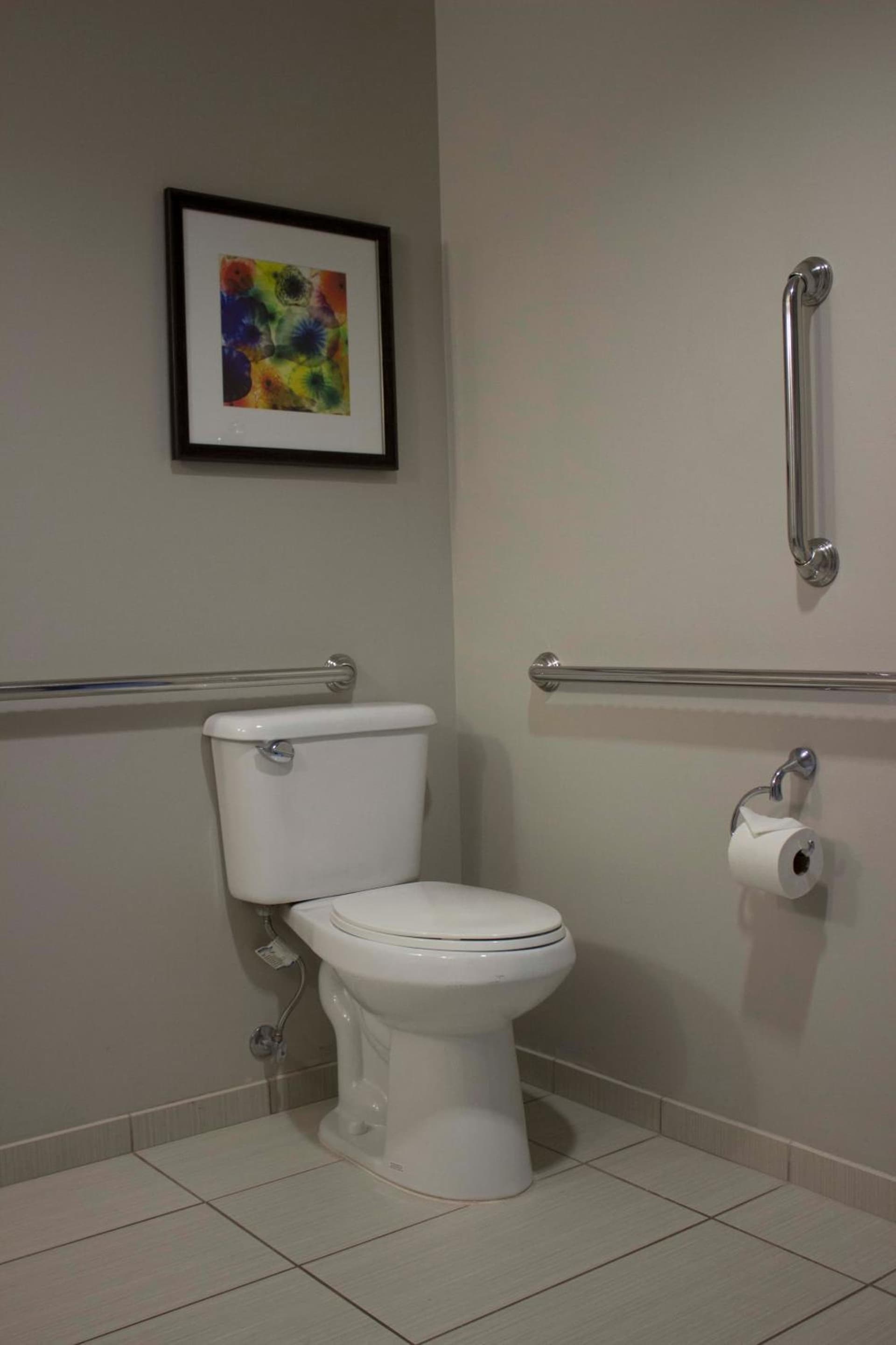 Holiday Inn Express and Suites Tahlequah by IHG property views in Tahlequah, OK — gallery photo 3