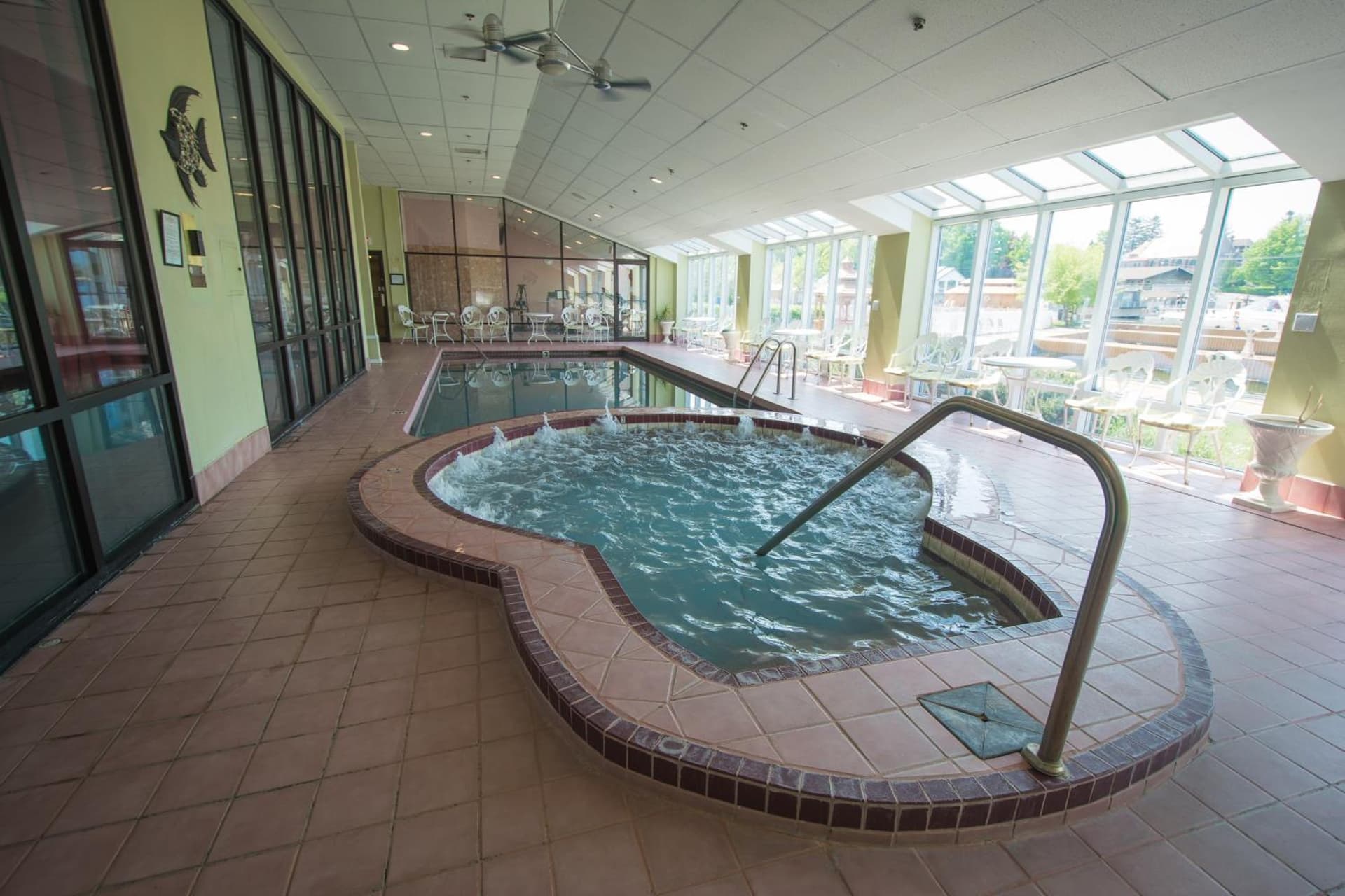 Riveredge Resort Hotel property views in Alexandria Bay, NY — gallery photo 3