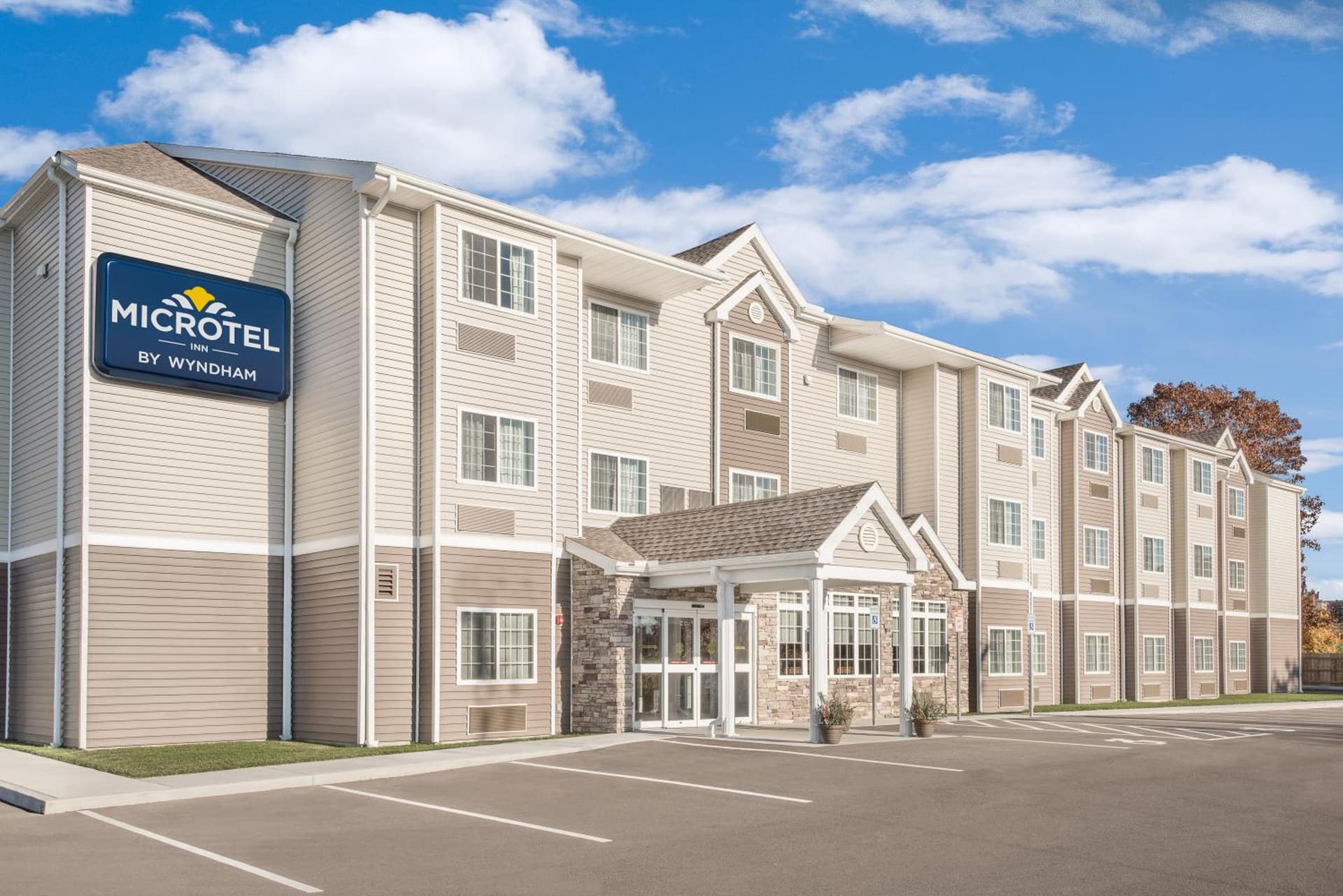 Microtel Inn & Suites by Wyndham Binghamton gallery photo in Binghamton, NY — image 25