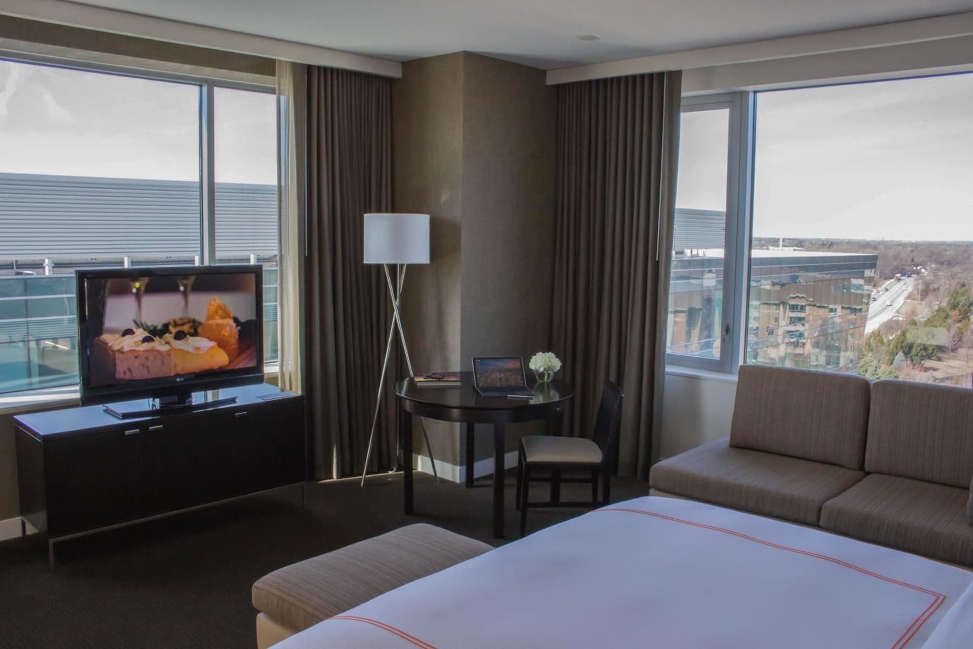 Hotel Arista gallery photo in Naperville, IL — image 28