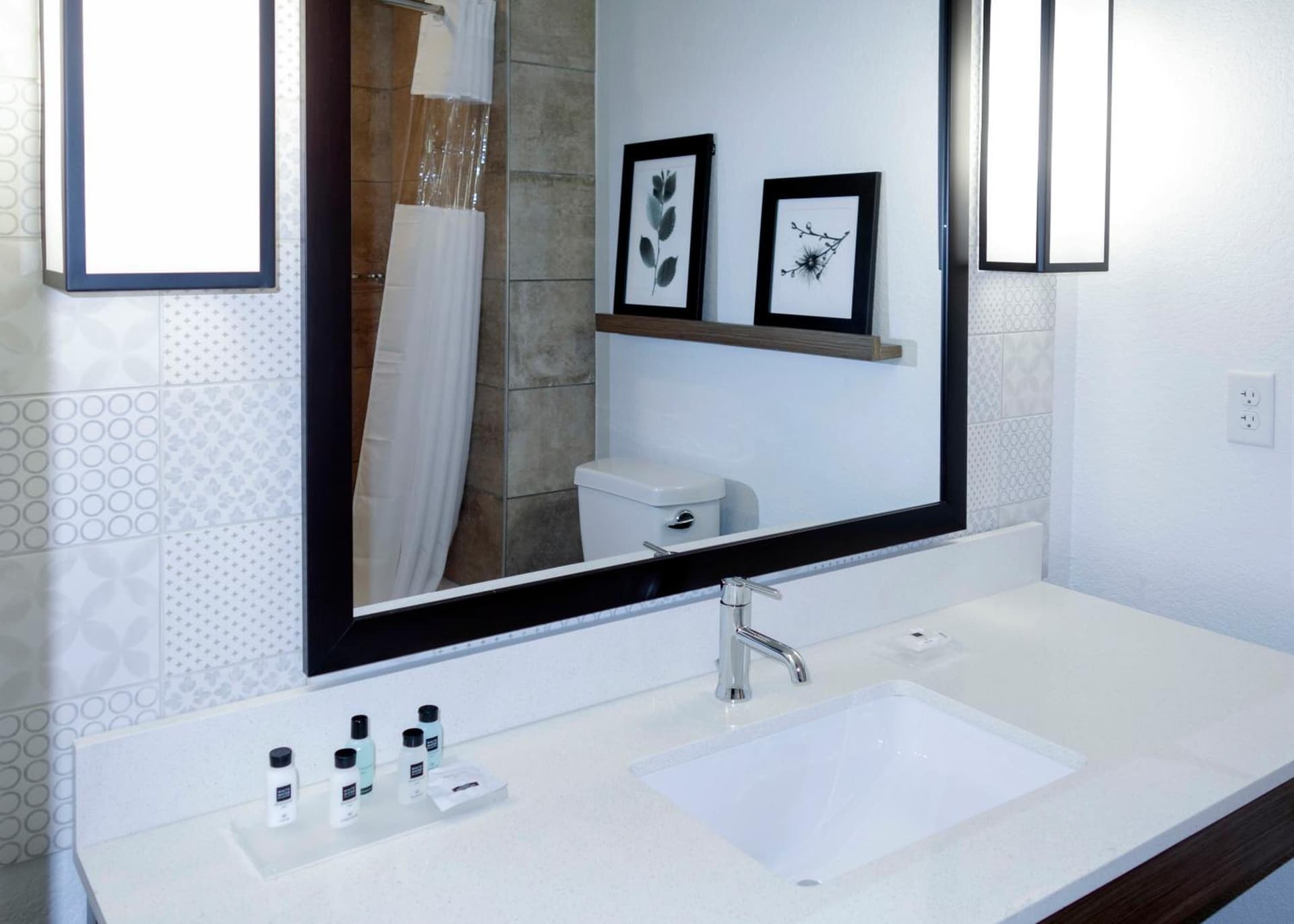 Country Inn & Suites by Radisson, New Braunfels, TX gallery photo in New Braunfels, TX — image 20