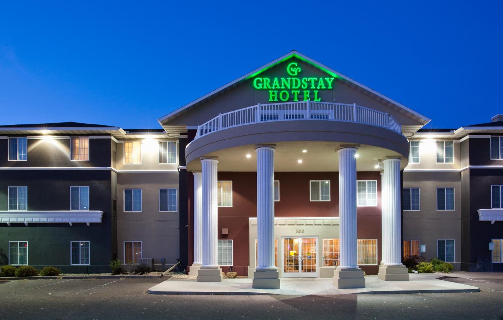 GrandStay Residential Suites Hotel - Eau Claire gallery photo in Eau Claire, WI — image 35