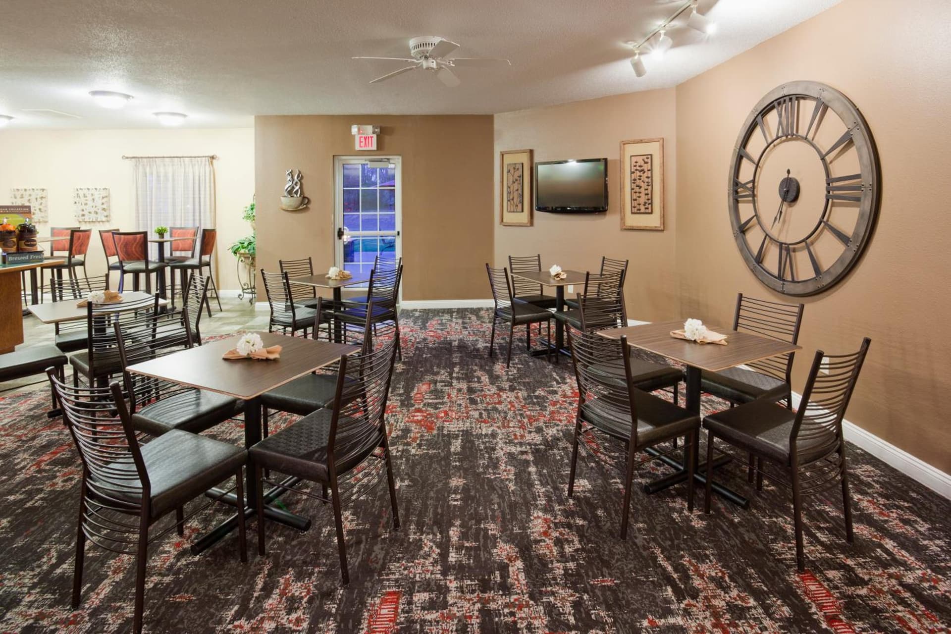 GrandStay Residential Suites Hotel - Eau Claire gallery photo in Eau Claire, WI — image 41