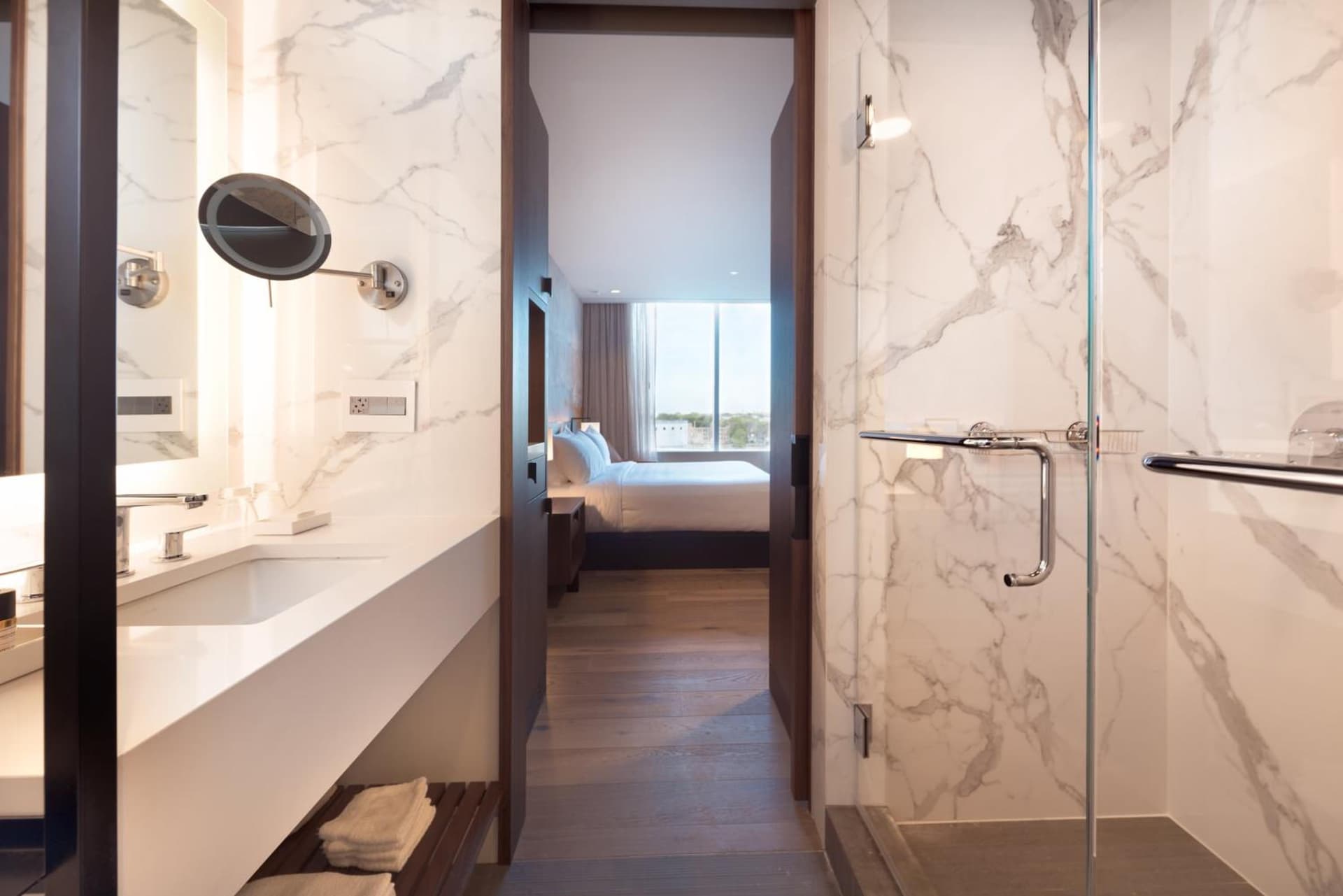The Hotel at Midtown gallery photo in Chicago, IL — image 15