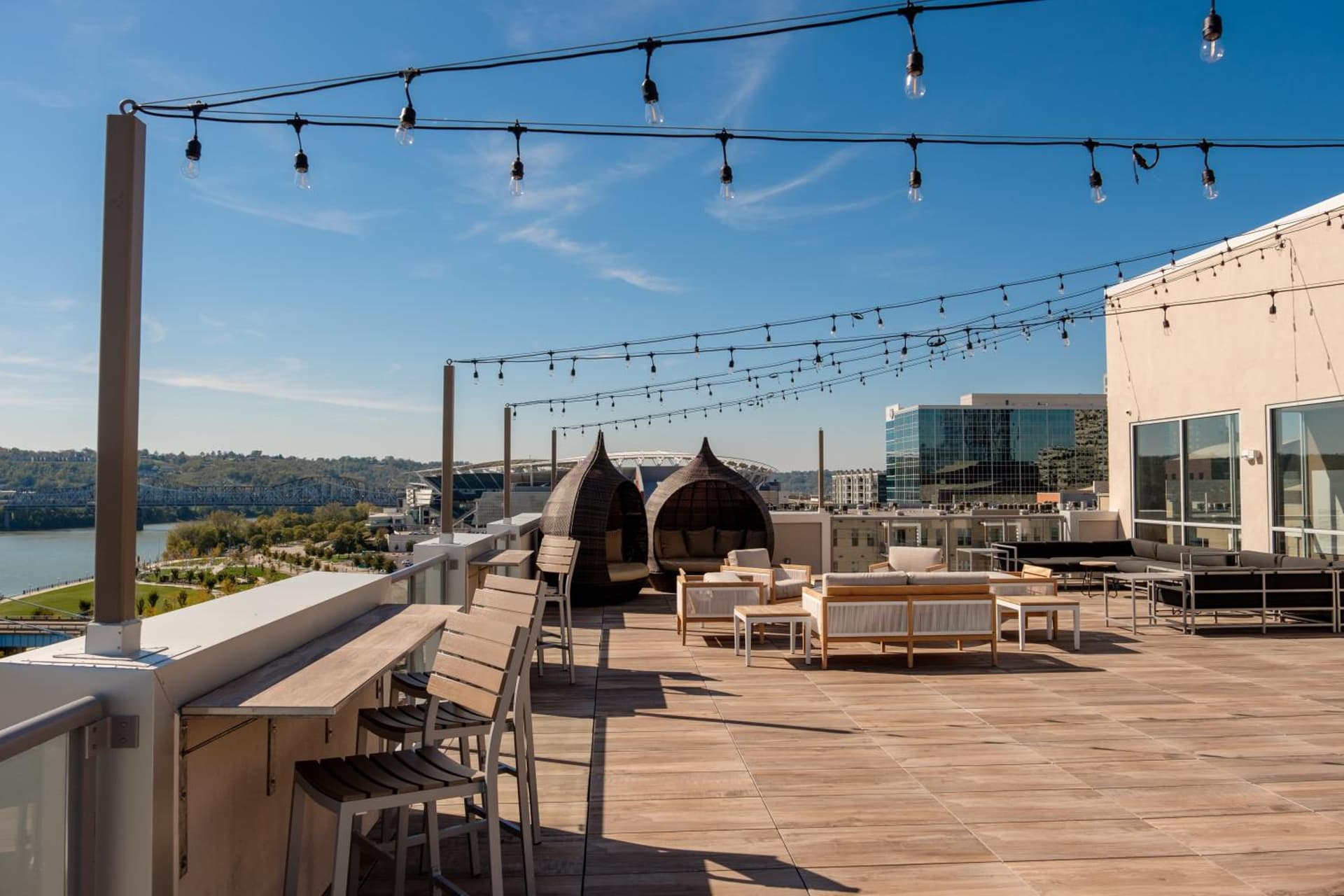 AC Hotel by Marriott Cincinnati at The Banks gallery photo in Cincinnati, OH — image 43