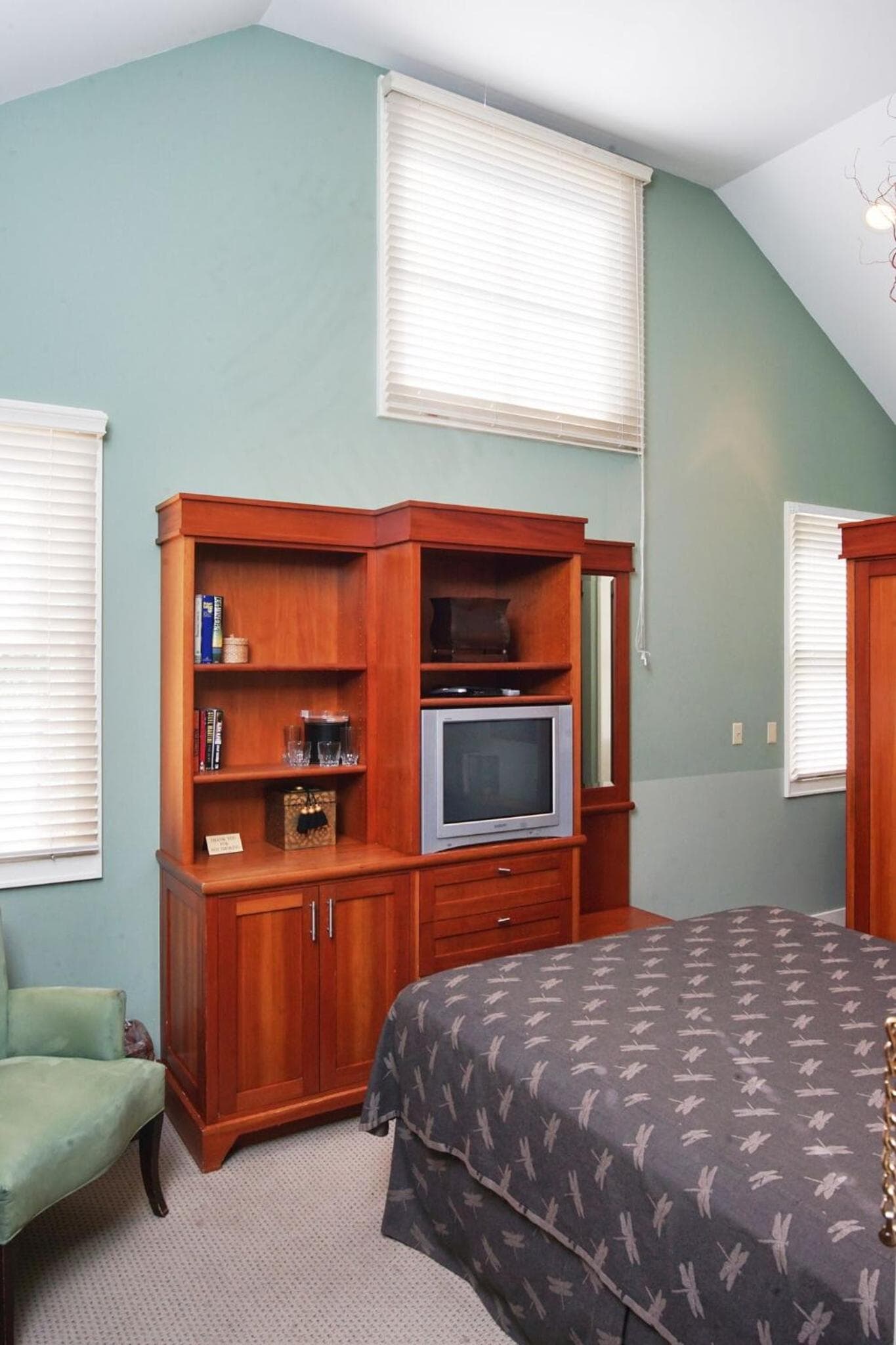 Hotel Mac property views in Richmond, CA — gallery photo 3