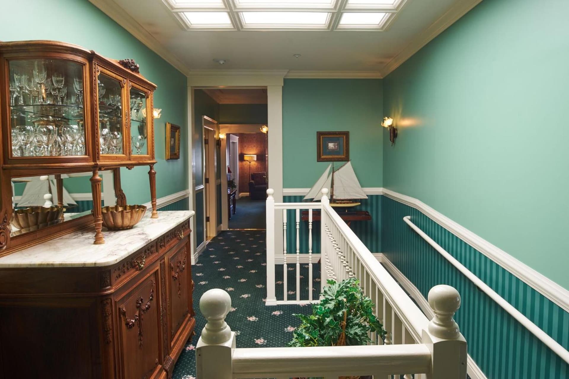 Hotel Mac gallery photo in Richmond, CA — image 95