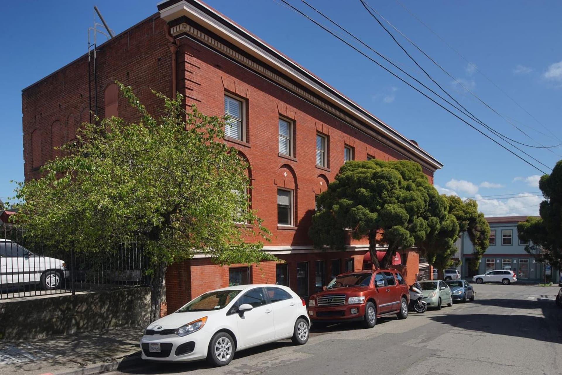 Hotel Mac gallery photo in Richmond, CA — image 86