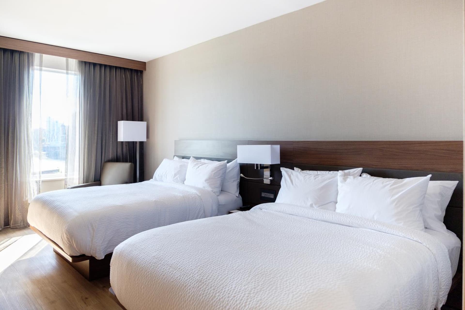 AC Hotel by Marriott Cincinnati at The Banks gallery photo in Cincinnati, OH — image 18