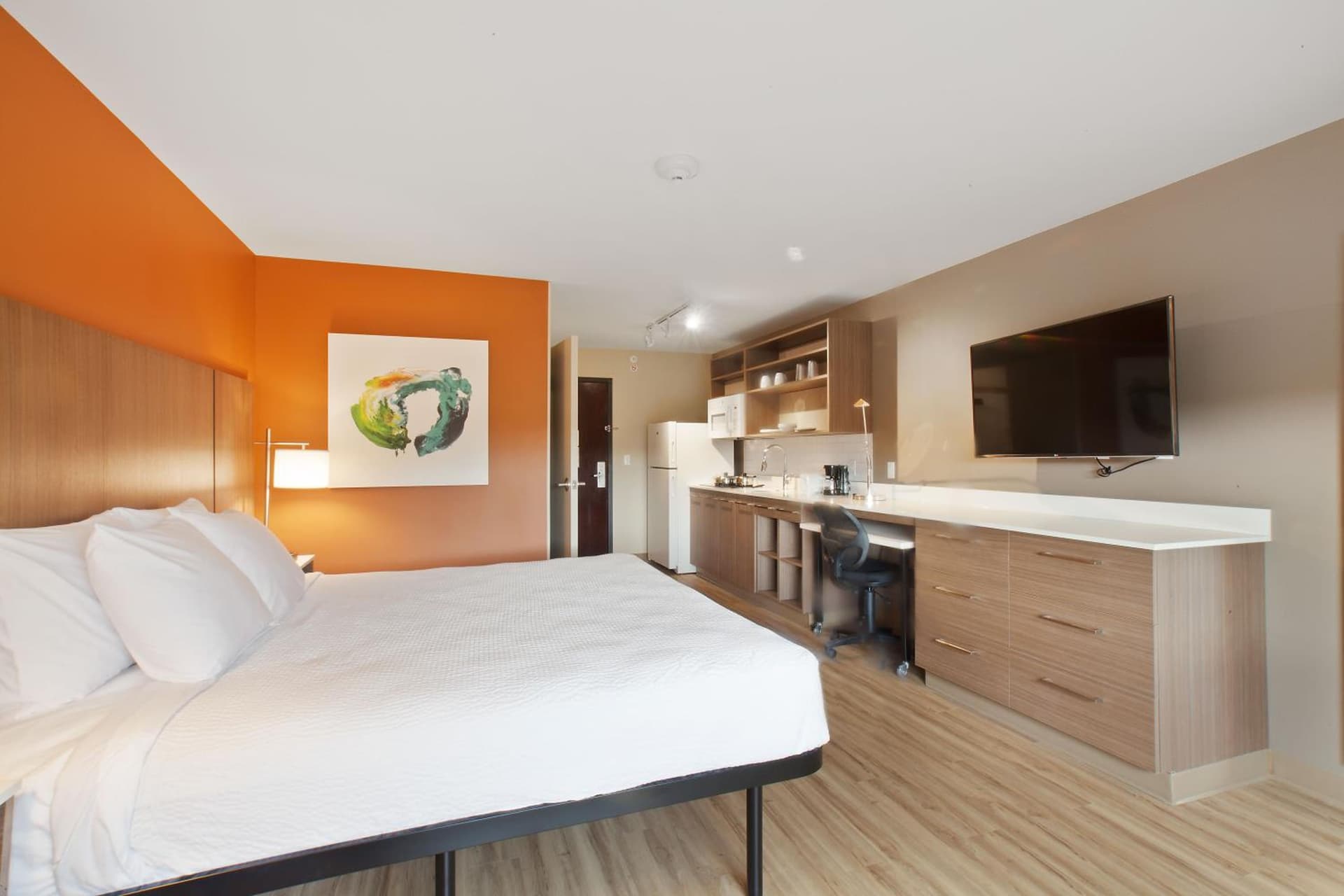 Extended Stay America Premier Suites - Providence - East Providence gallery photo in East Providence, RI — image 32