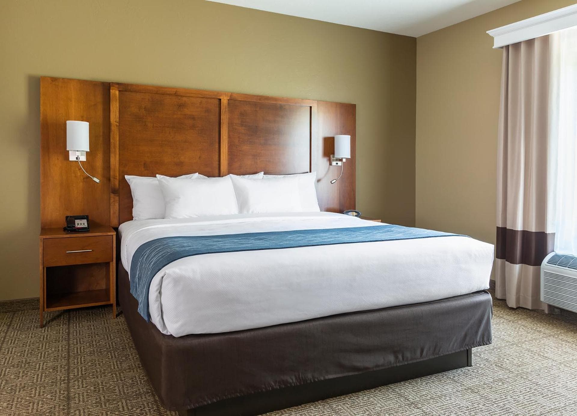 Comfort Suites Hartville-North Canton gallery photo in Uniontown, OH — image 19