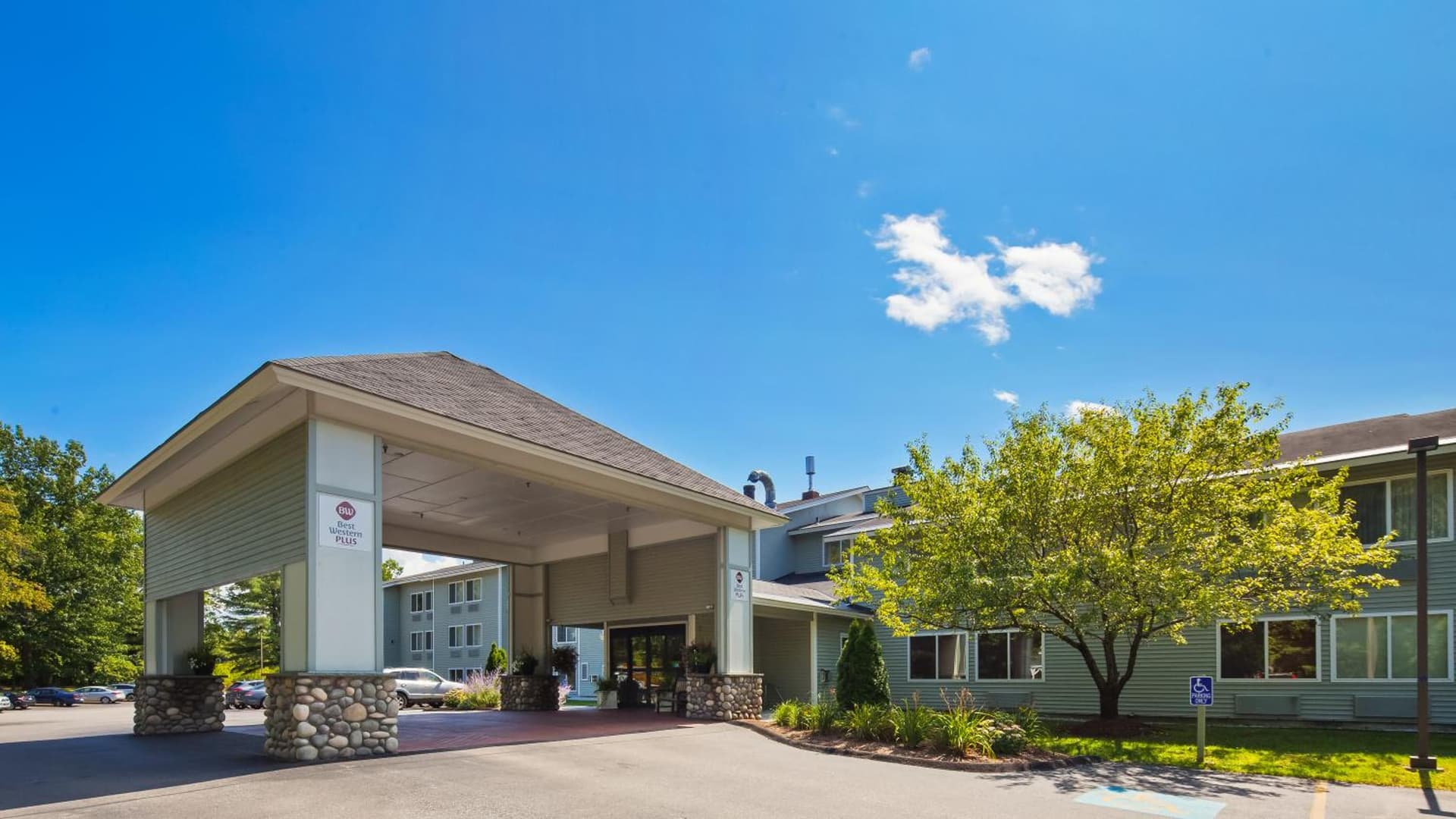 Best Western Plus Windjammer Inn & Conference Center gallery photo in Burlington, VT — image 14
