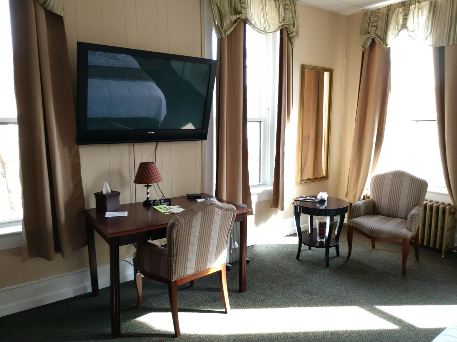 Hotel Wayne gallery photo in Honesdale, PA — image 29