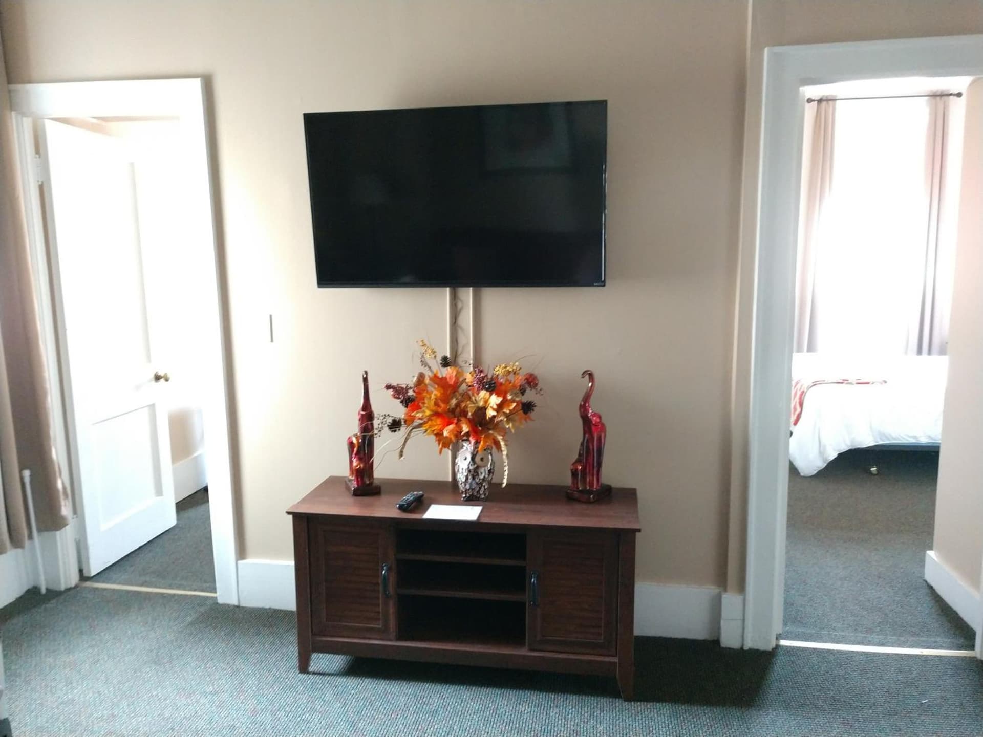 Hotel Wayne gallery photo in Honesdale, PA — image 18