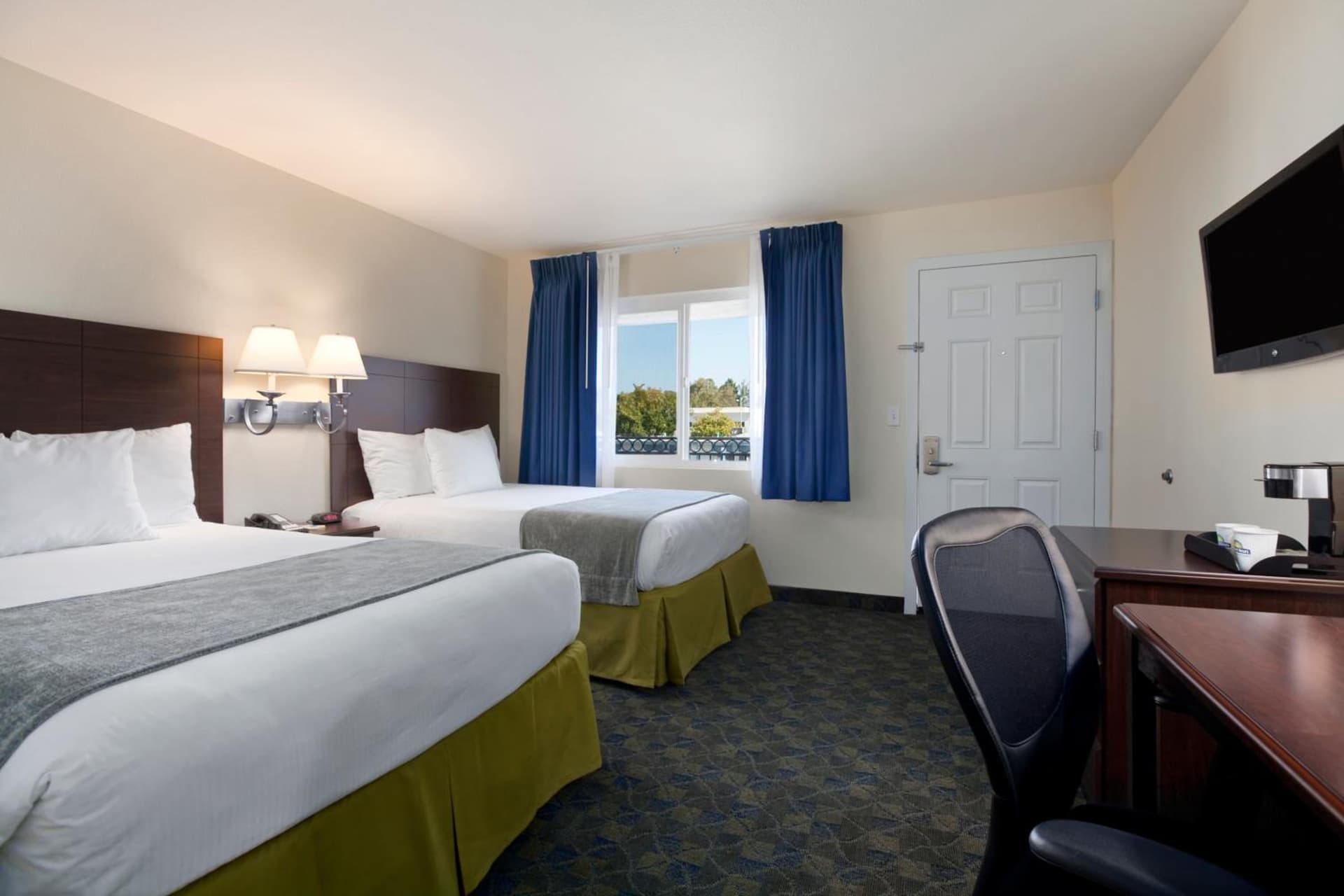 Days Inn by Wyndham Santa Maria gallery photo in Santa Maria, CA — image 19