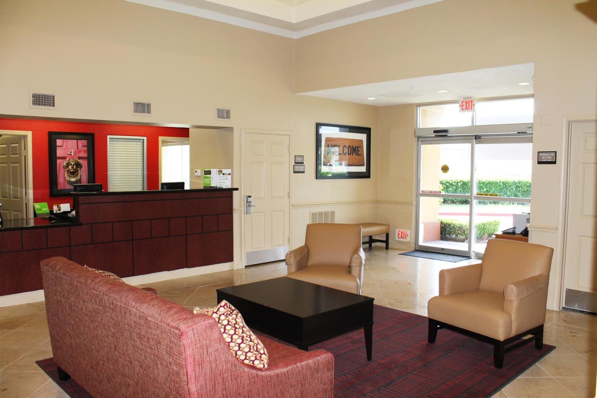 Extended Stay America Select Suites - Houston - Sugar Land property views in Sugar Land, TX — gallery photo 3