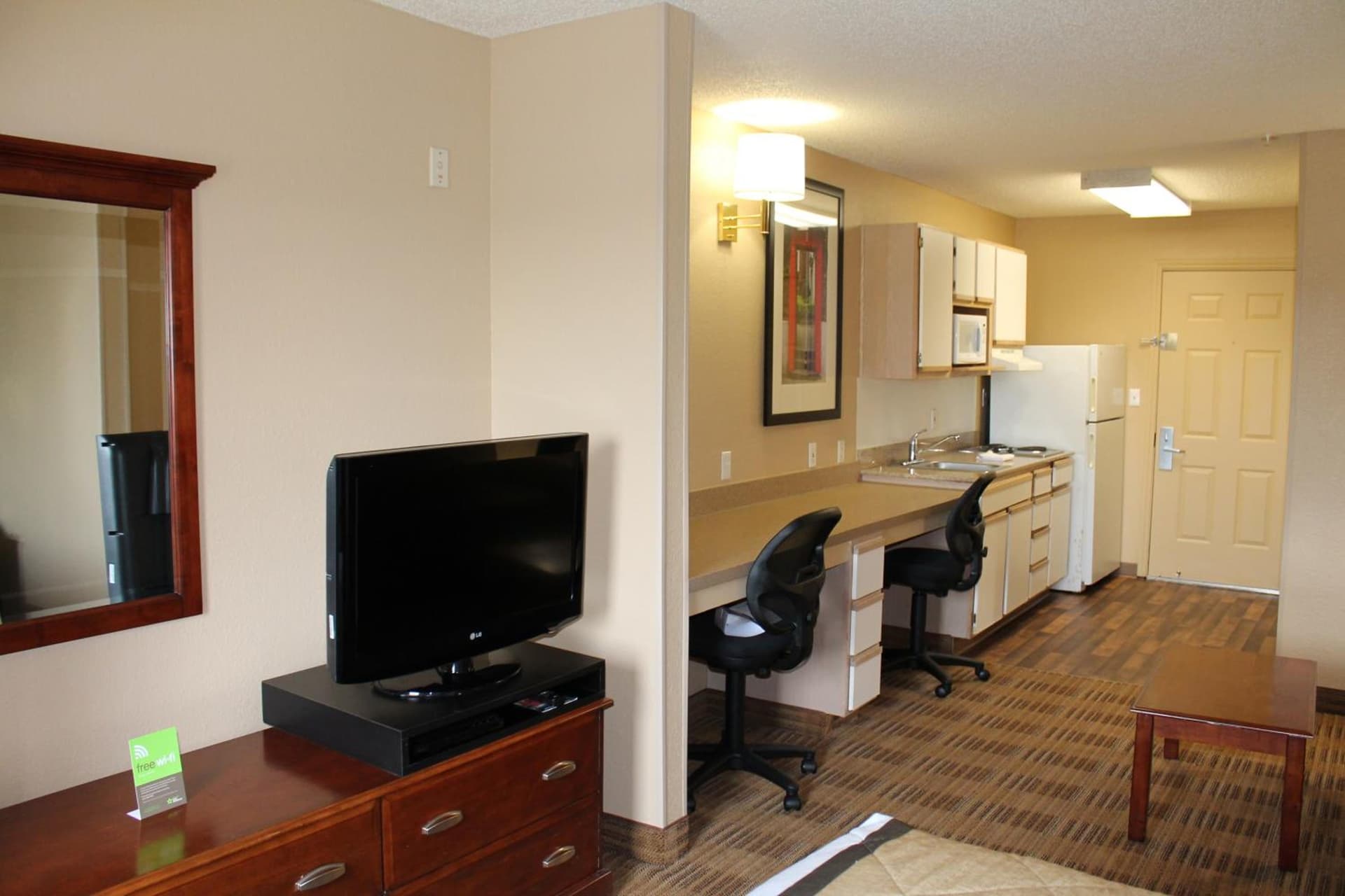 Extended Stay America Select Suites - Houston - Sugar Land gallery photo in Sugar Land, TX — image 25
