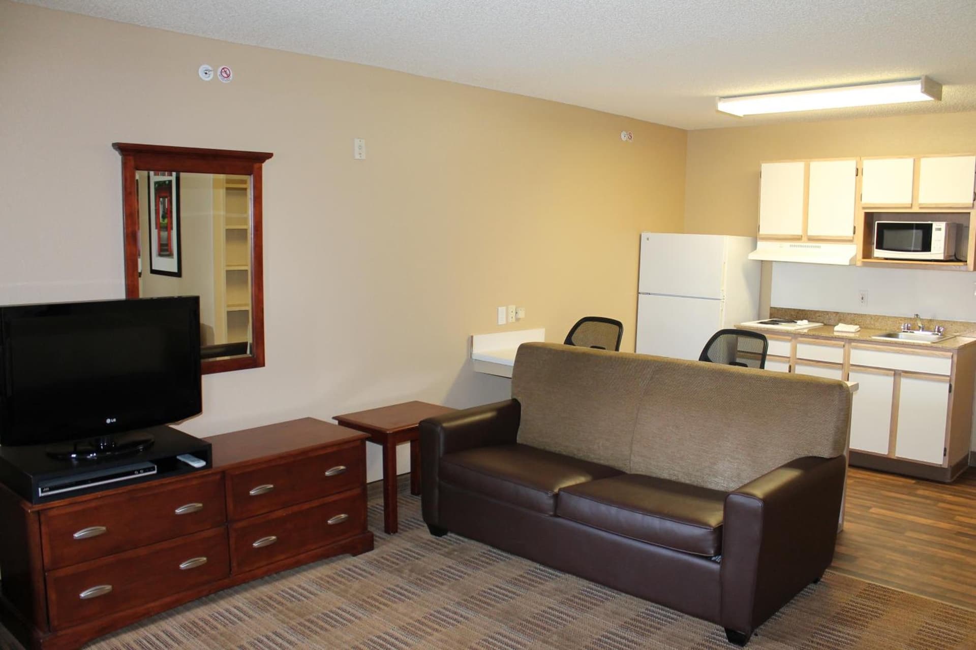Extended Stay America Select Suites - Houston - Sugar Land gallery photo in Sugar Land, TX — image 45