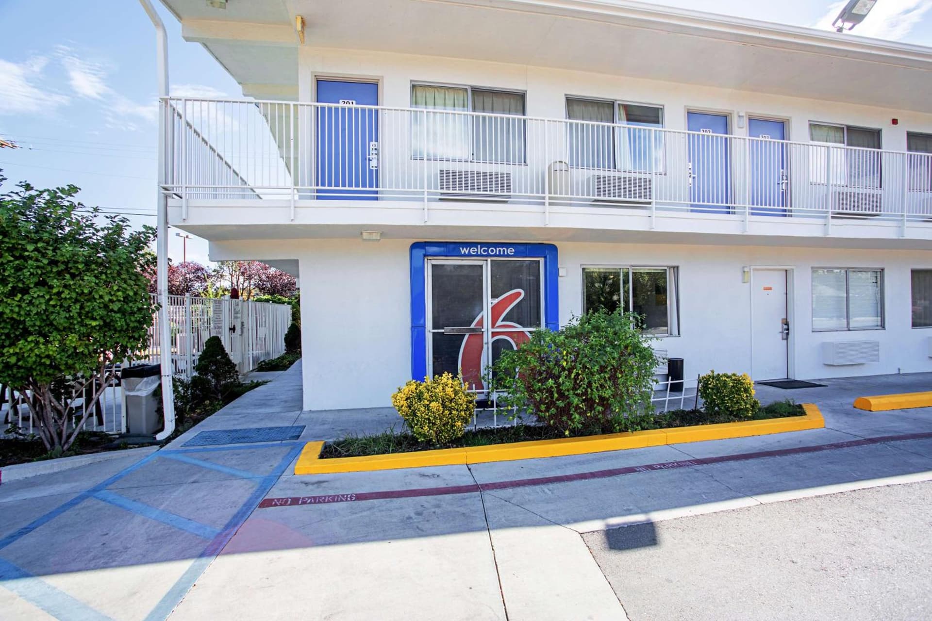 Motel 6-Prescott, AZ interior in Prescott, AZ — gallery photo 2