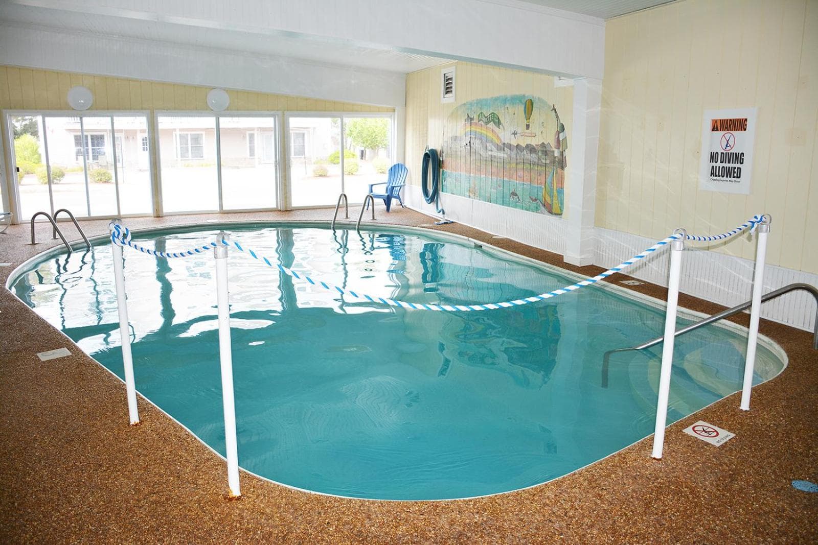 Alouette Sunrise Suites interior in Old Orchard Beach — gallery photo 2