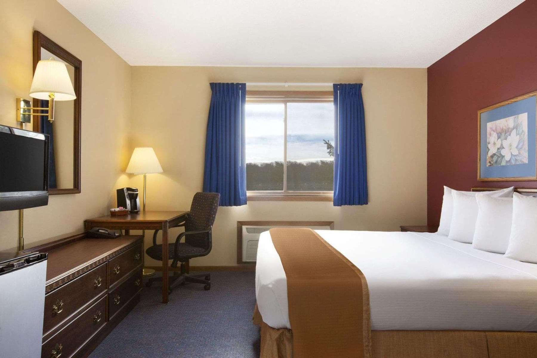 Travelodge by Wyndham Motel of St Cloud gallery photo in Saint Cloud, MN — image 19