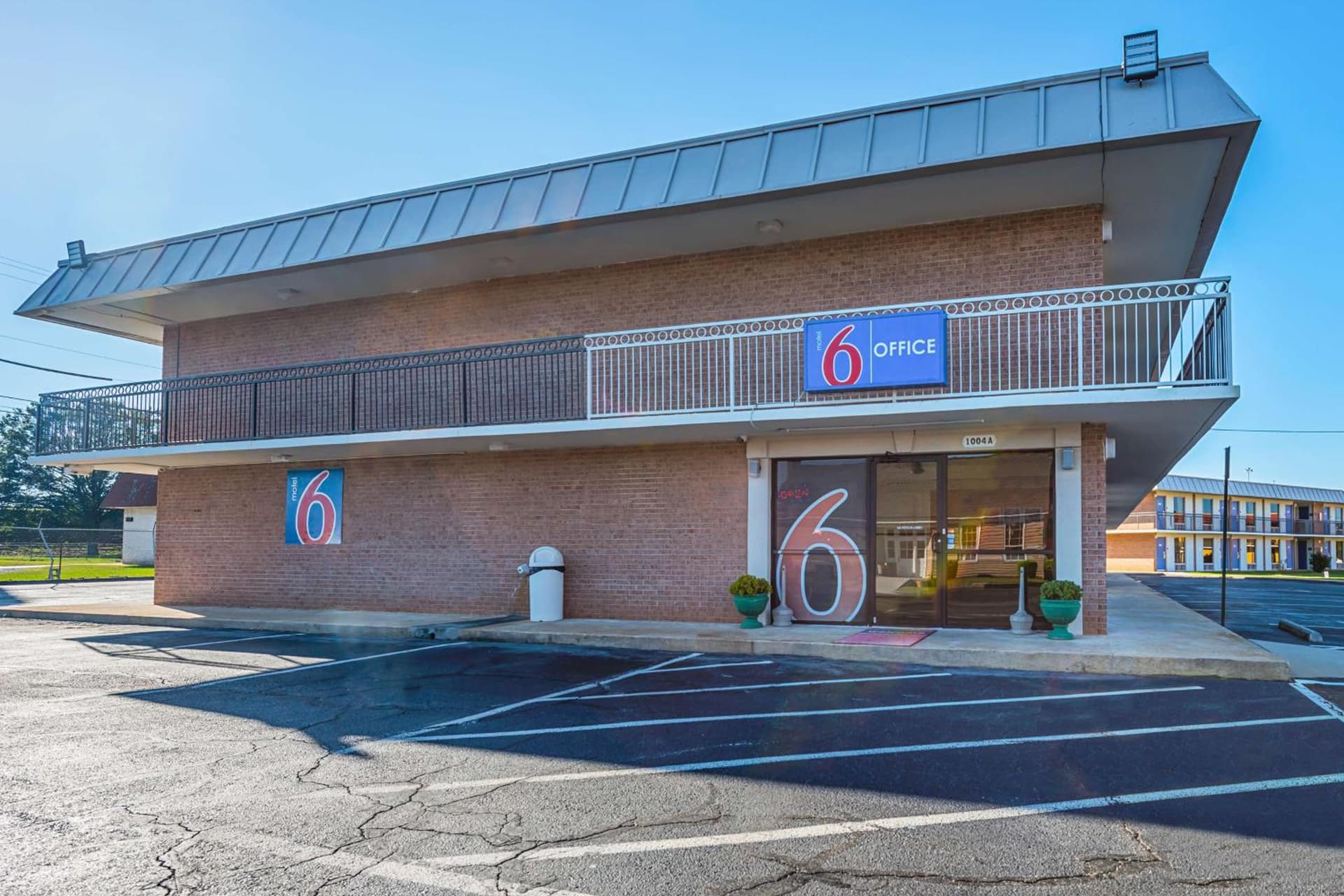 Motel 6-Perry, GA featured exterior or lobby in Perry, GA — similar hotel