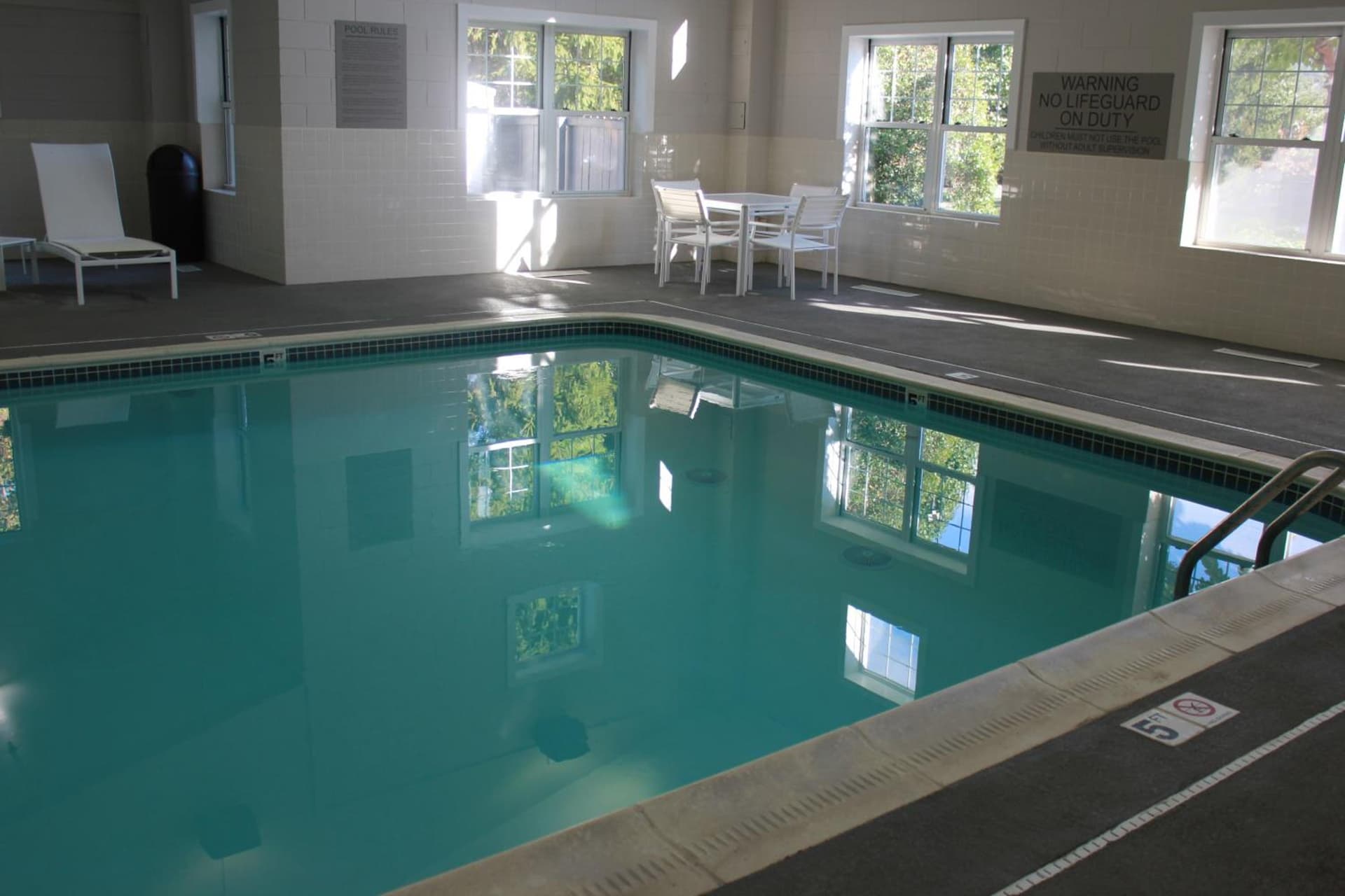 Country Inn & Suites by Radisson, Roanoke, VA gallery photo in Roanoke, VA — image 19
