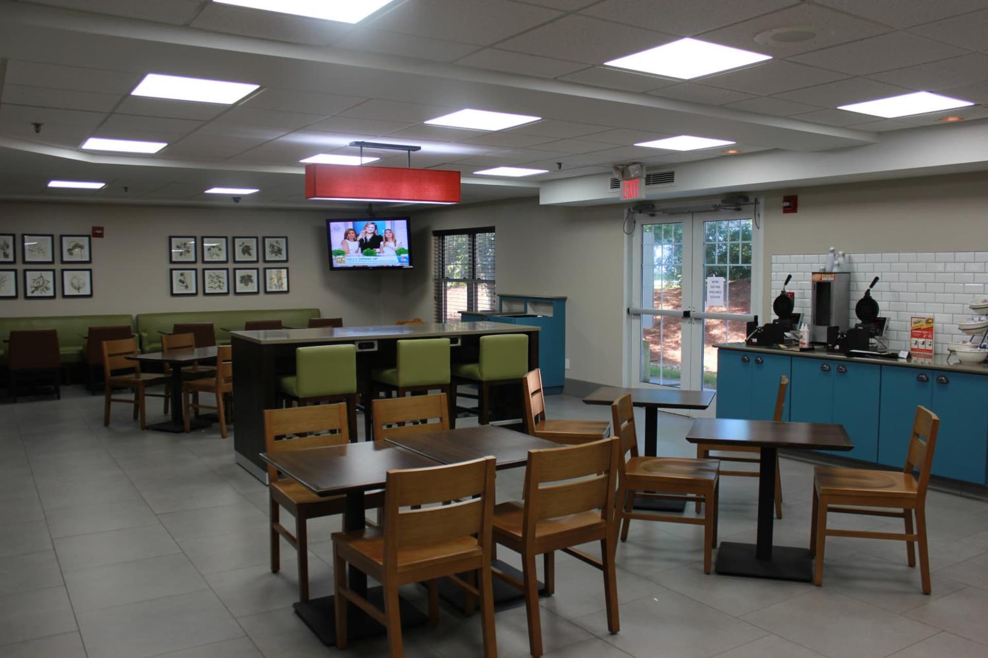 Country Inn & Suites by Radisson, Roanoke, VA gallery photo in Roanoke, VA — image 9