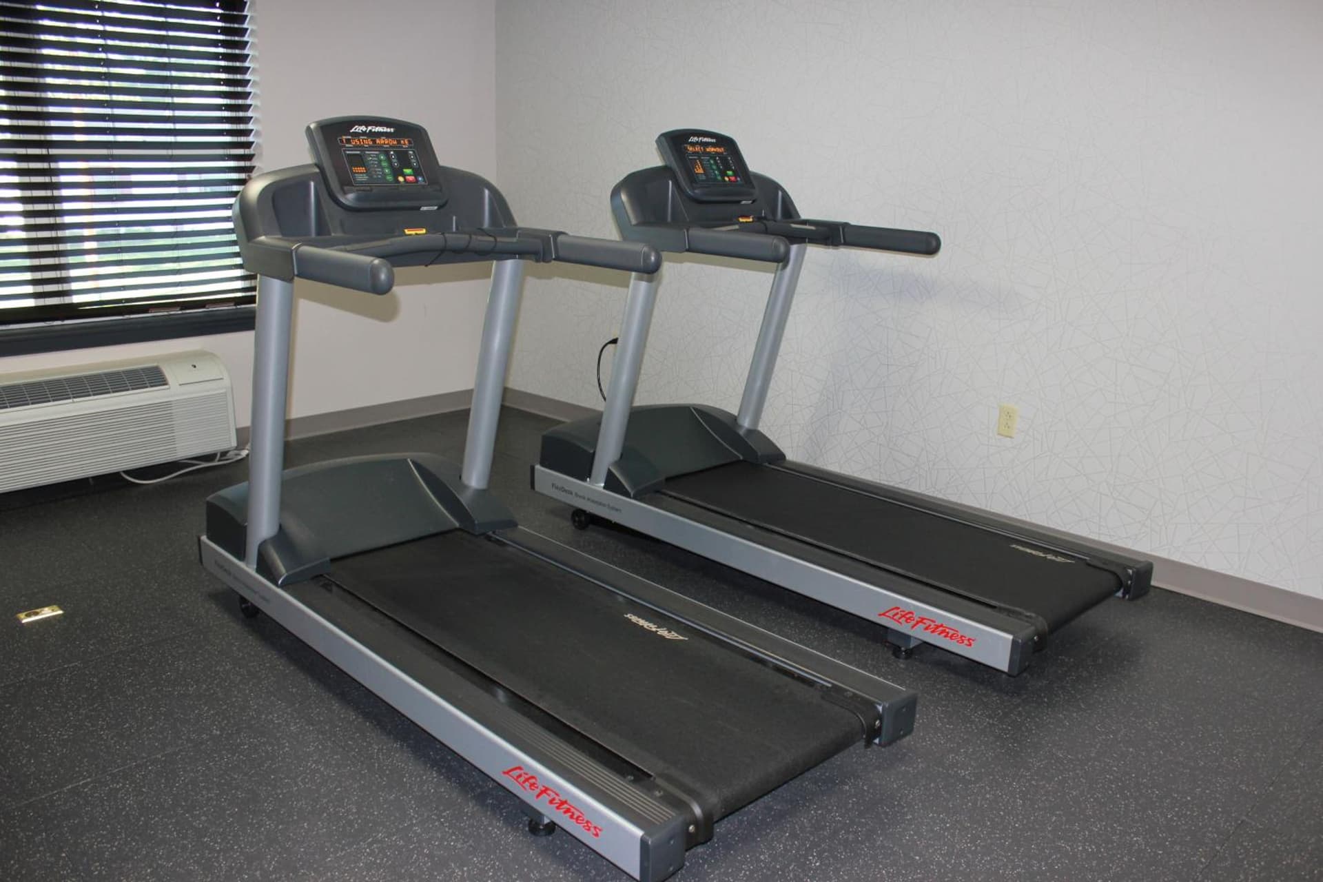 Country Inn & Suites by Radisson, Roanoke, VA interior in Roanoke, VA — gallery photo 2