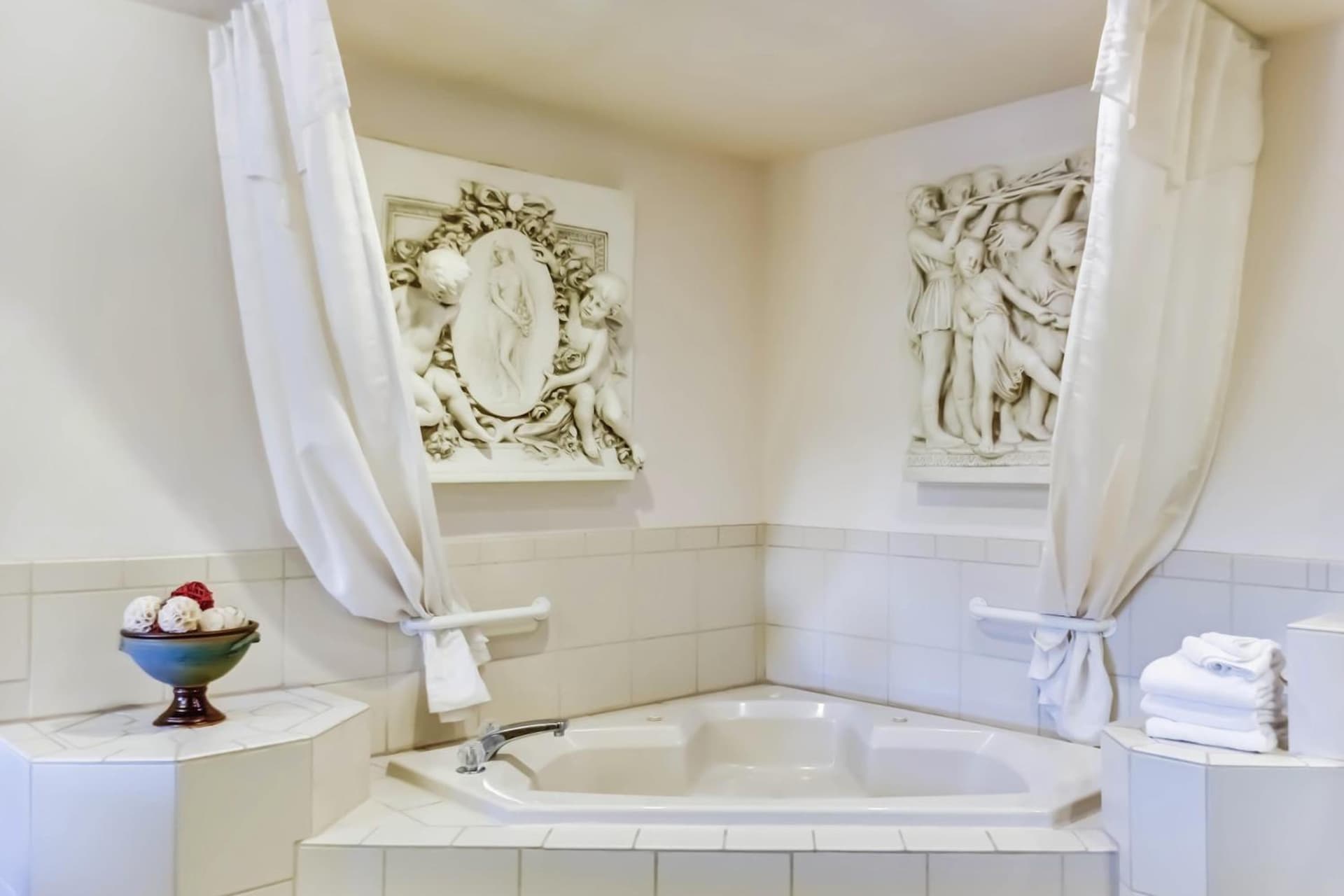 Forest Villas Hotel gallery photo in Prescott, AZ — image 167