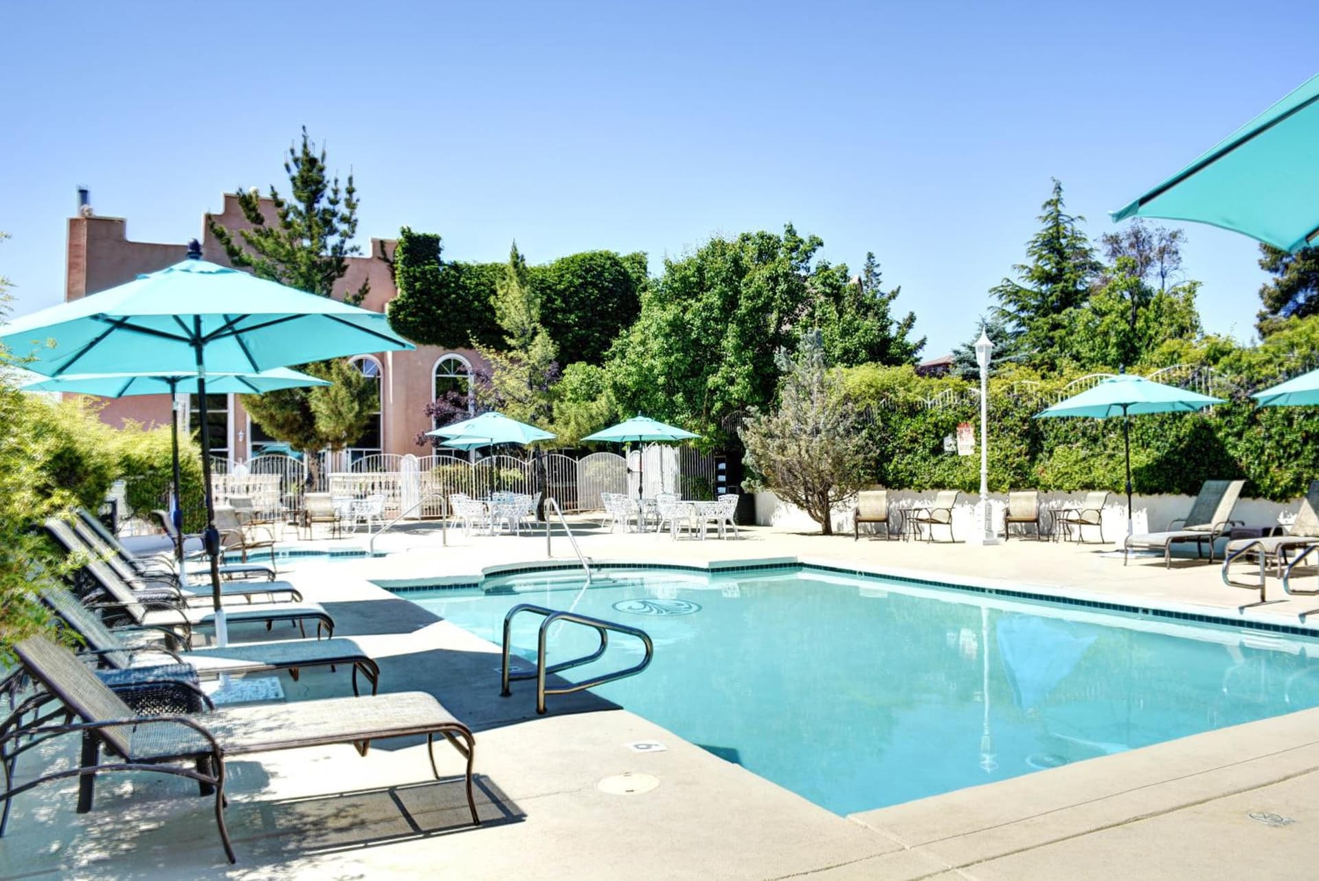 Forest Villas Hotel gallery photo in Prescott, AZ — image 109