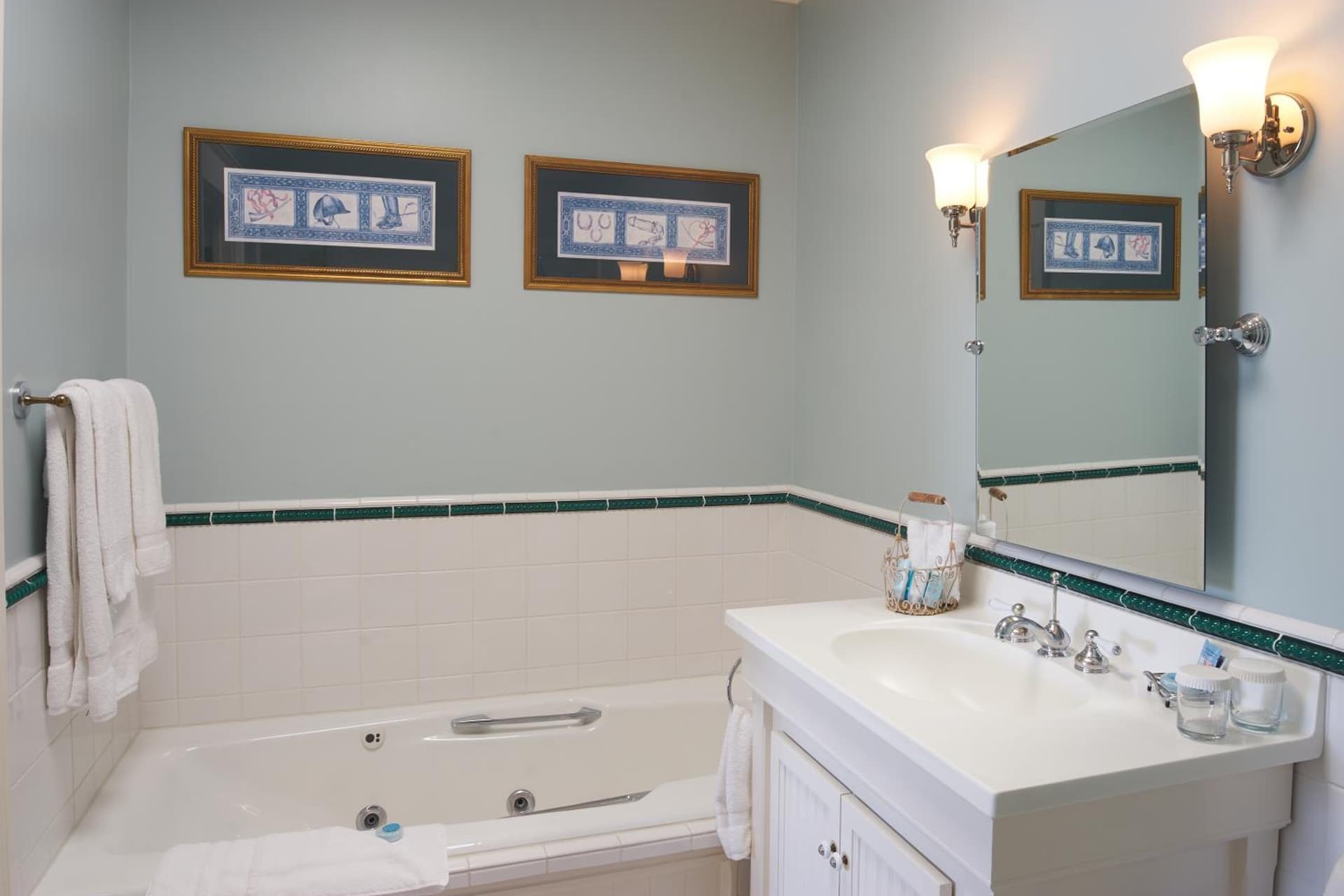 Hotel Mac gallery photo in Richmond, CA — image 75