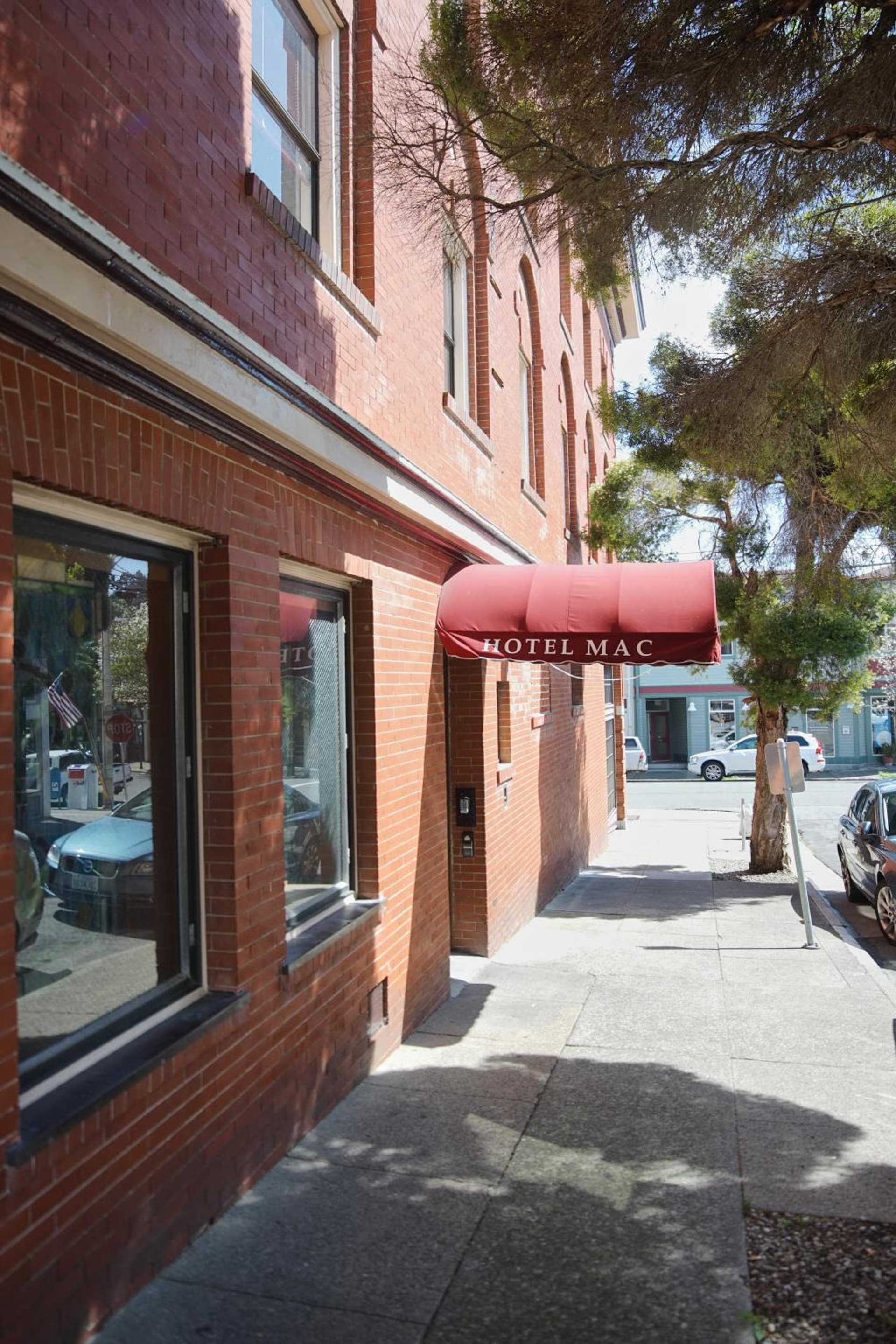 Hotel Mac gallery photo in Richmond, CA — image 46
