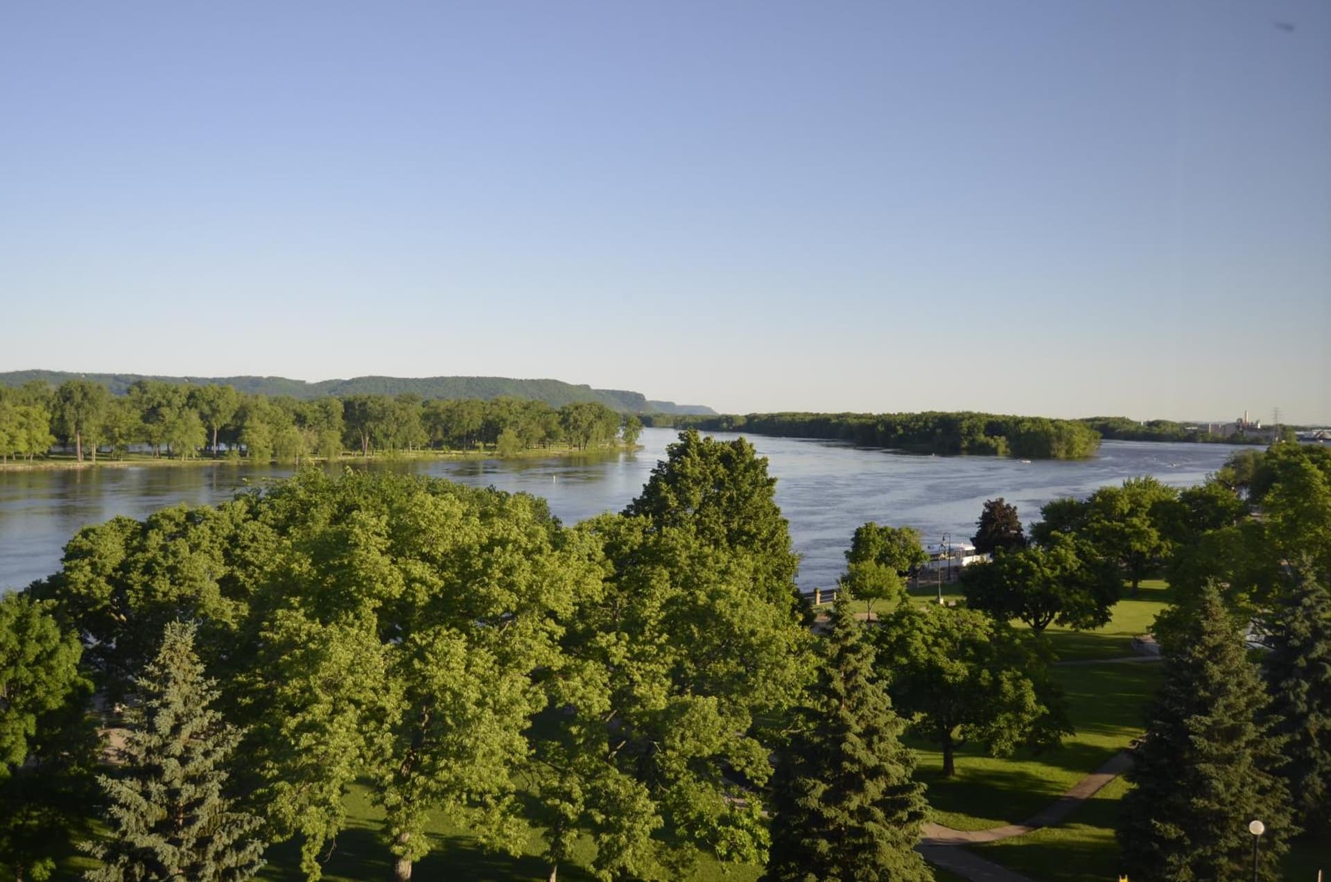 Radisson Hotel La Crosse gallery photo in La Crosse, WI — image 24