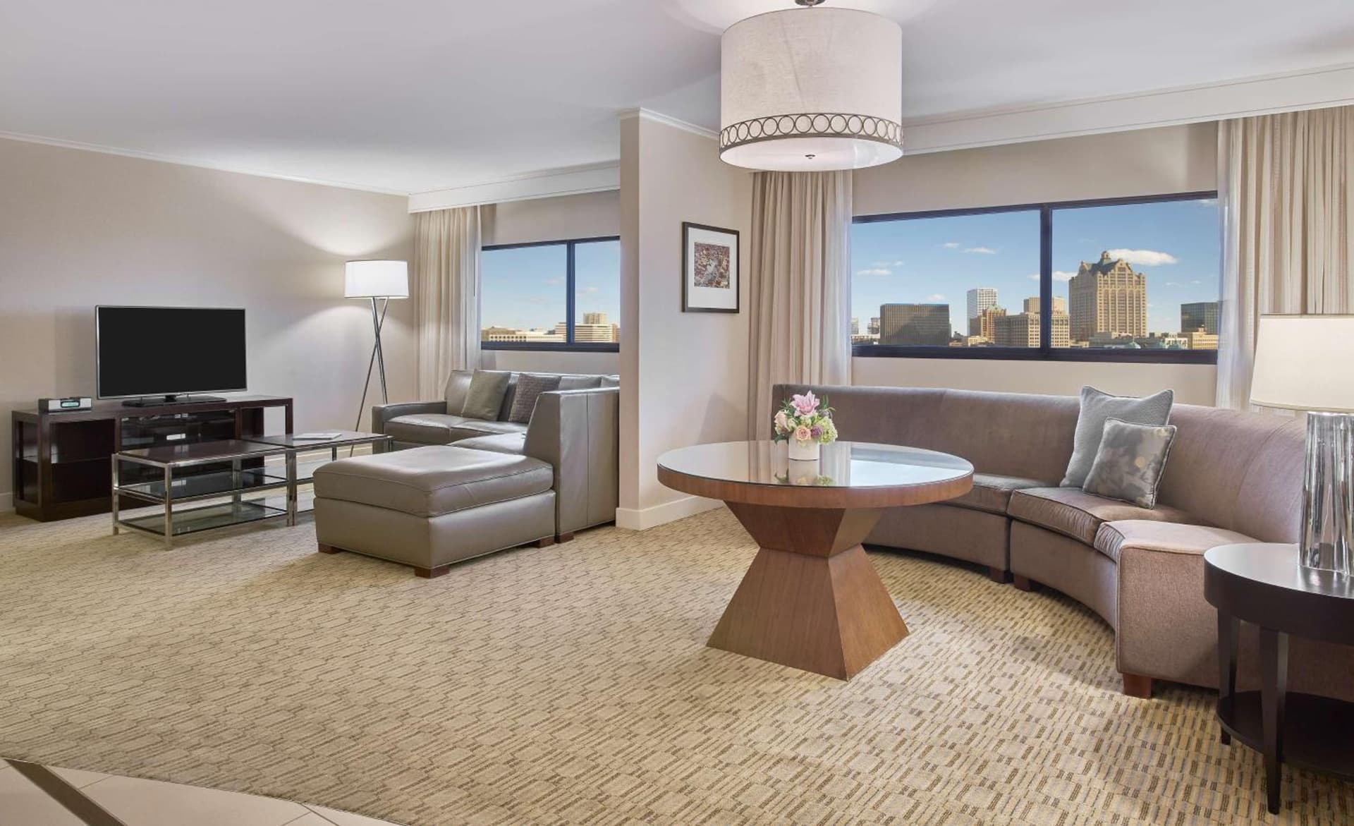 Hyatt Regency Milwaukee gallery photo in Milwaukee, WI — image 21