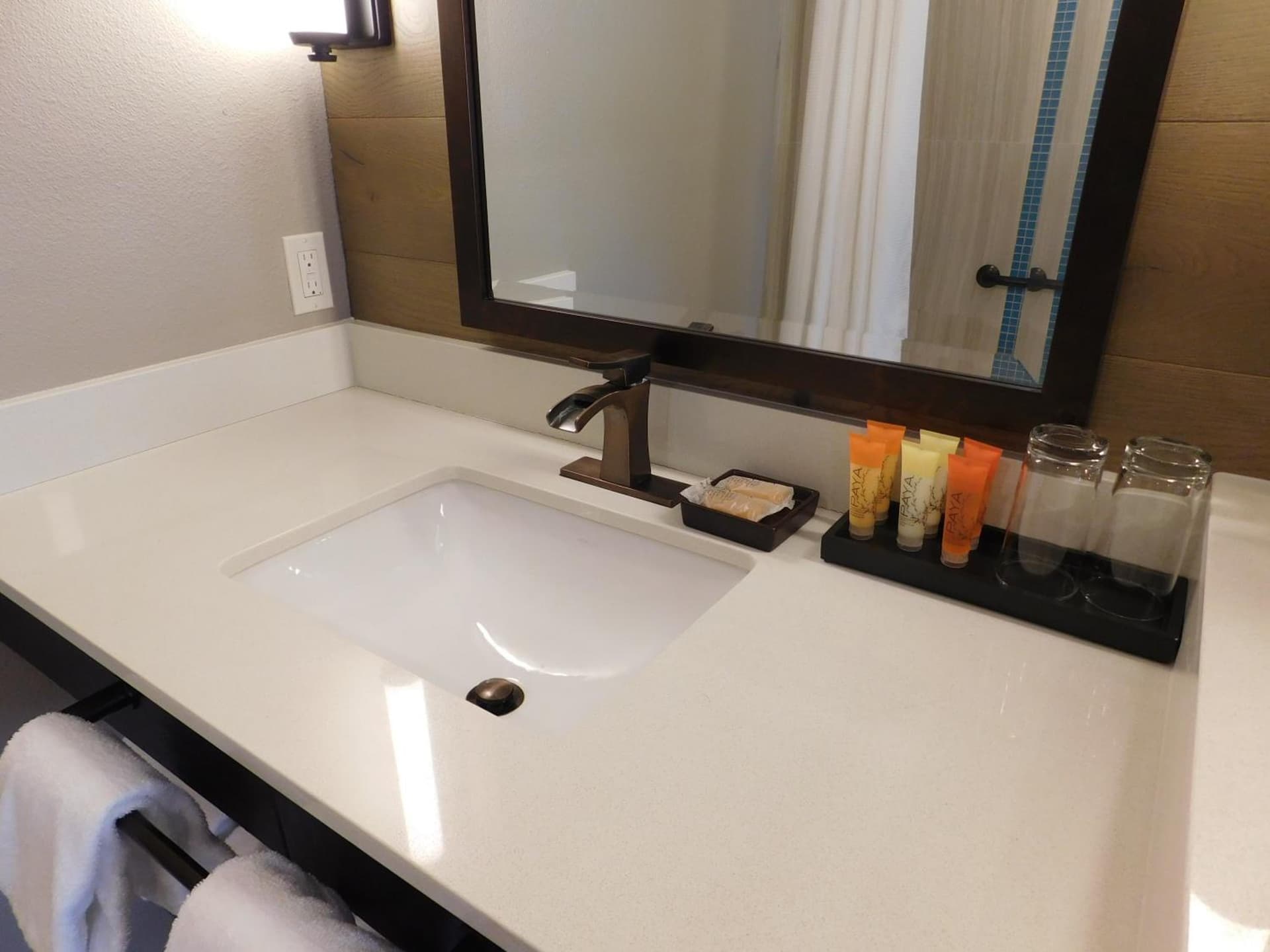 Wave Street Inn gallery photo in Monterey, CA — image 31