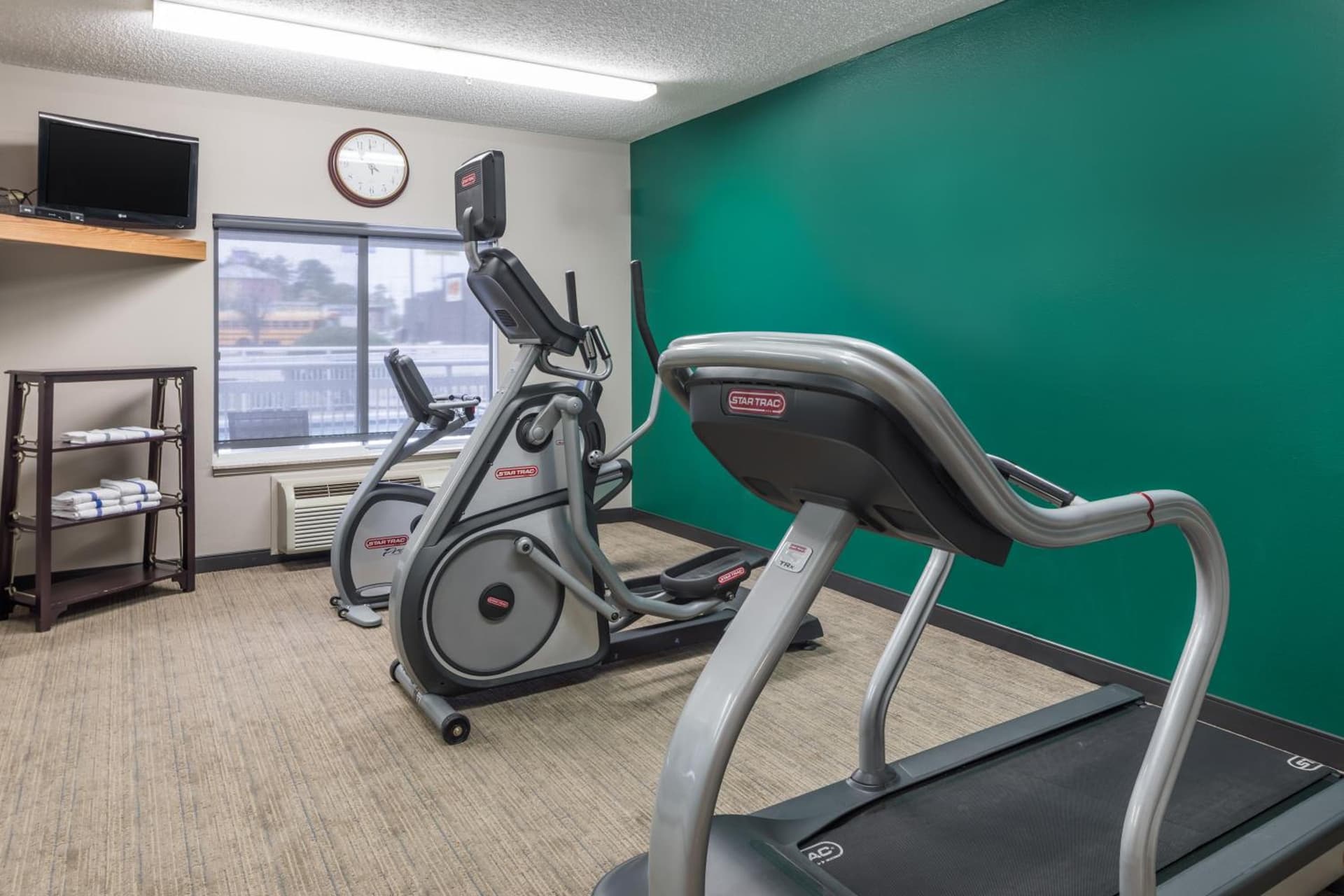 Wingate by Wyndham Shreveport Airport interior in Shreveport, LA — gallery photo 2