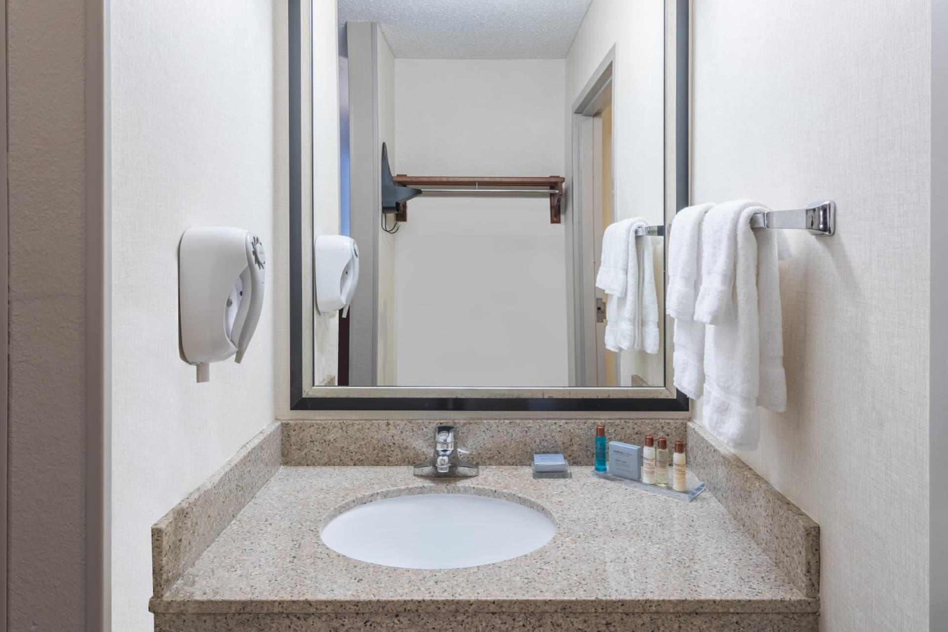Wingate by Wyndham Shreveport Airport gallery photo in Shreveport, LA — image 16
