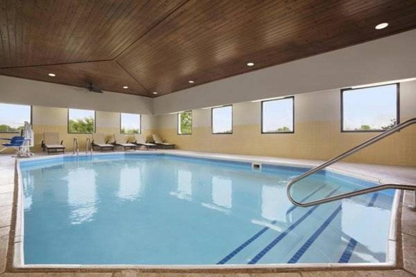 Country Inn & Suites by Radisson, DFW Airport South, TX gallery photo in Irving, TX — image 20