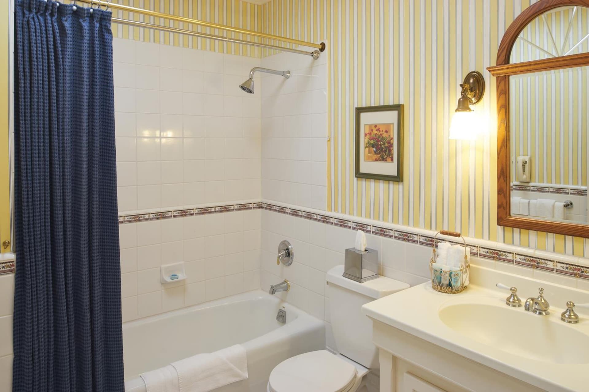 Hotel Mac gallery photo in Richmond, CA — image 16