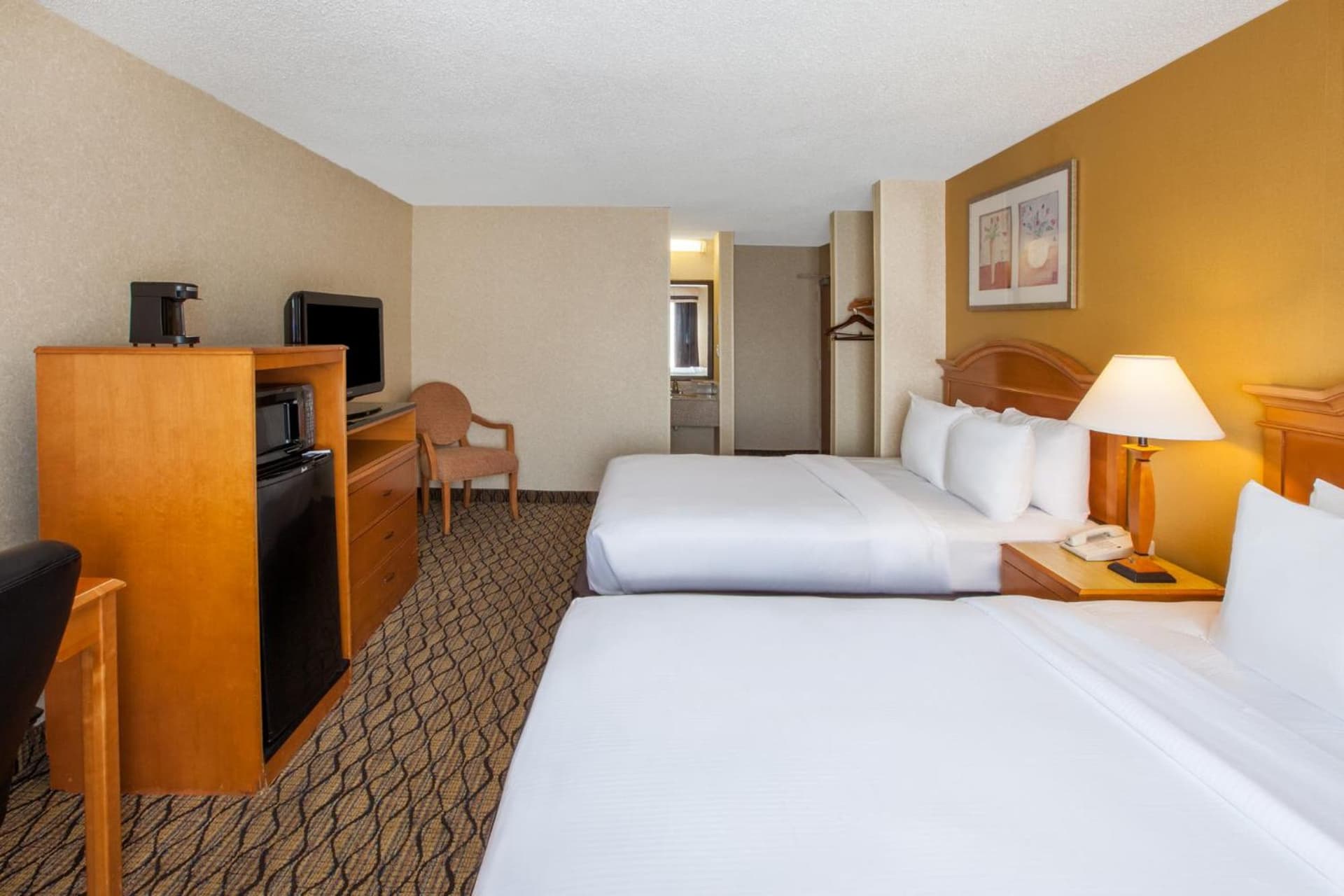 Americas Best Value Inn Canton gallery photo in Canton — image 20